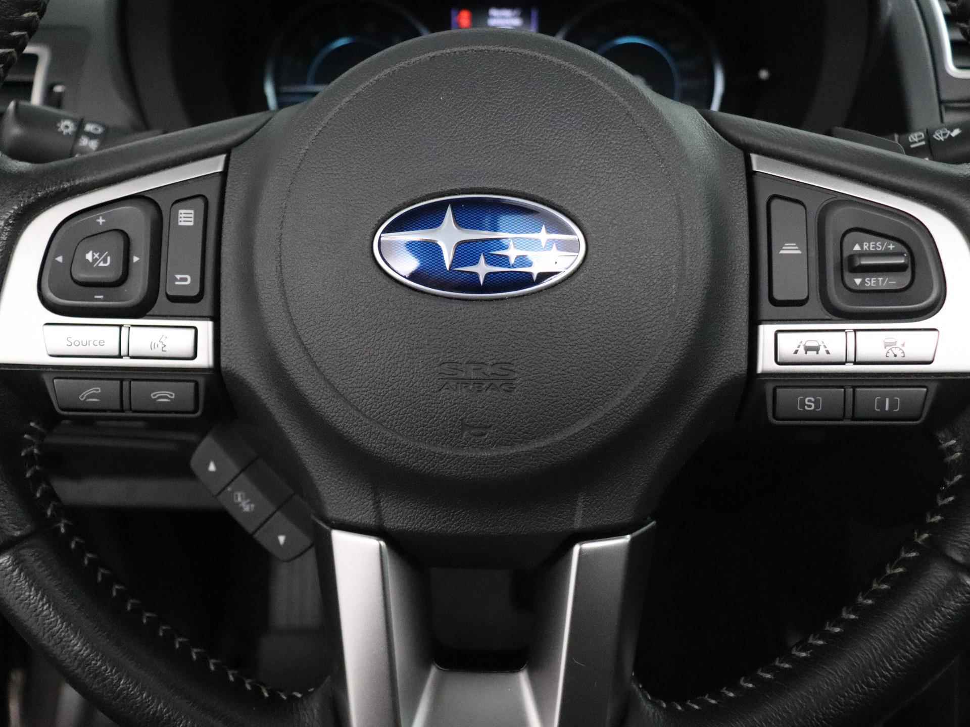 Subaru Forester 2.0 Luxury | Panoramadak | Verwarmbare voorstoelen | Trekhaak - 16/20