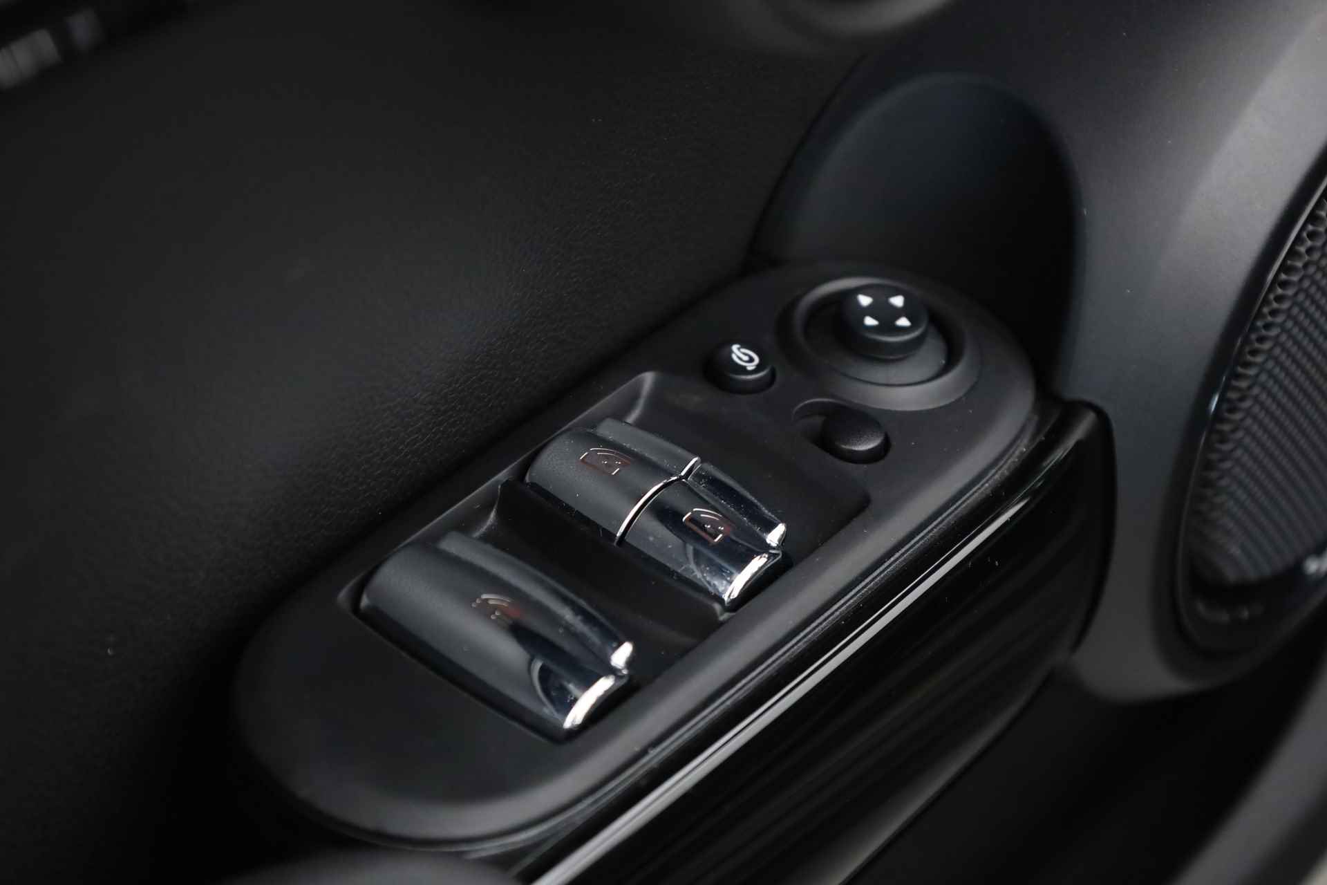MINI Cabrio 1.5 Cooper Yours Resolute | Navi by App | Keyless | Stoelverw. | Leder - 8/30