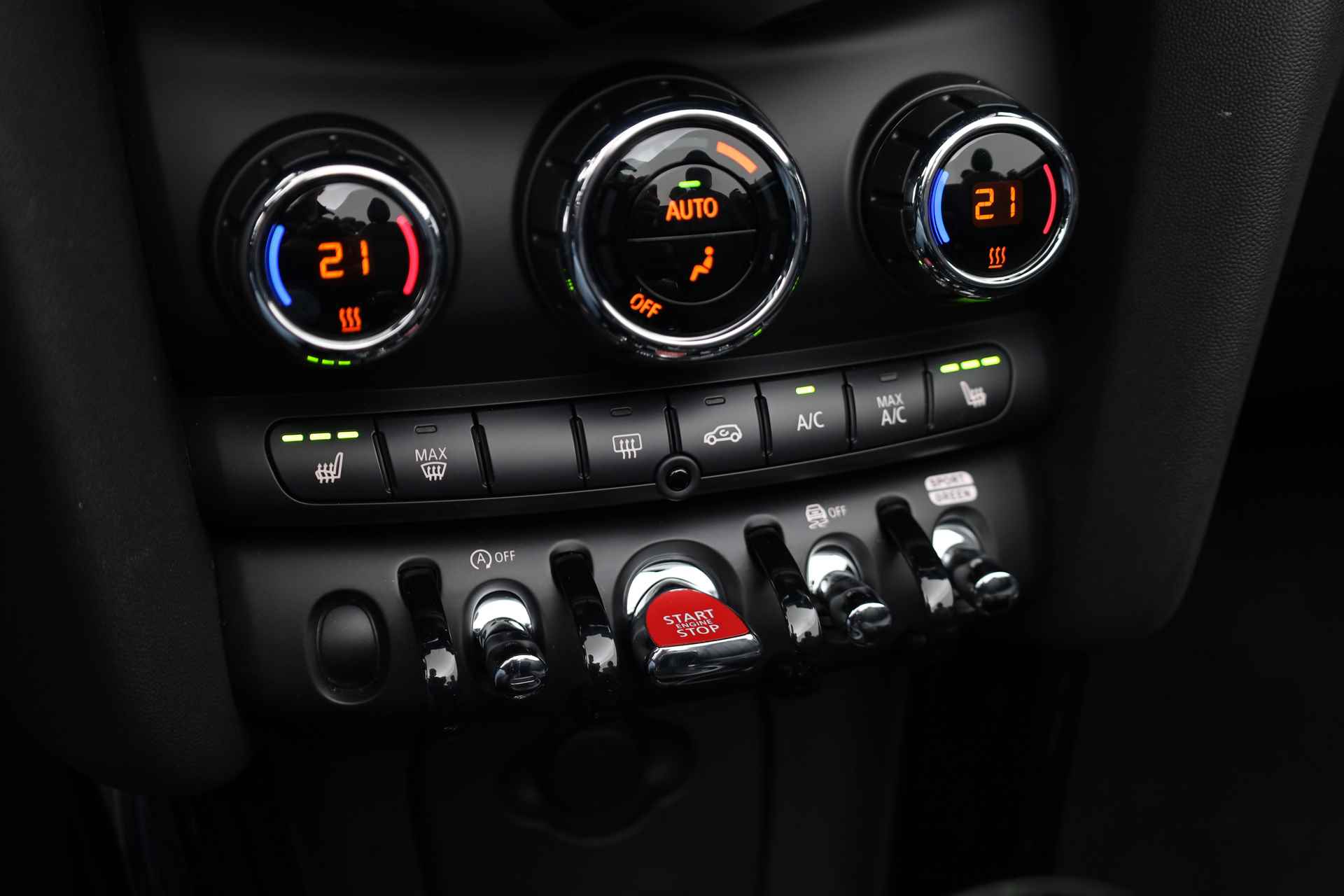 MINI Cabrio 1.5 Cooper Yours Resolute | Navi by App | Keyless | Stoelverw. | Leder - 19/30