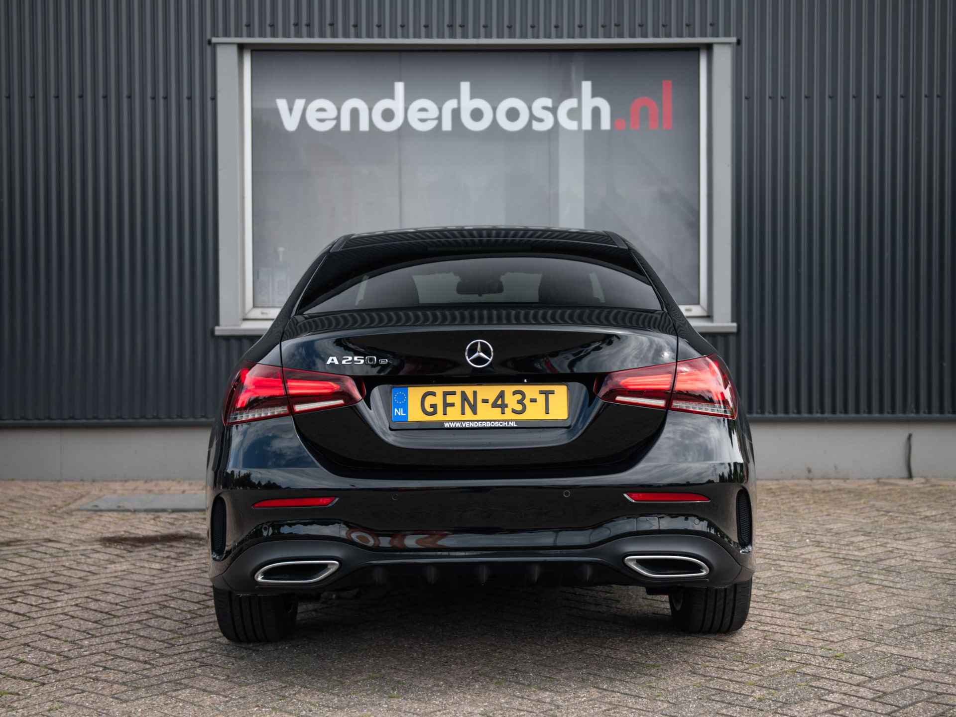 Mercedes A-Klasse 250e AMG Line 209pk | 1/2 Leer | Camera | 1e Eigenaar - 36/51