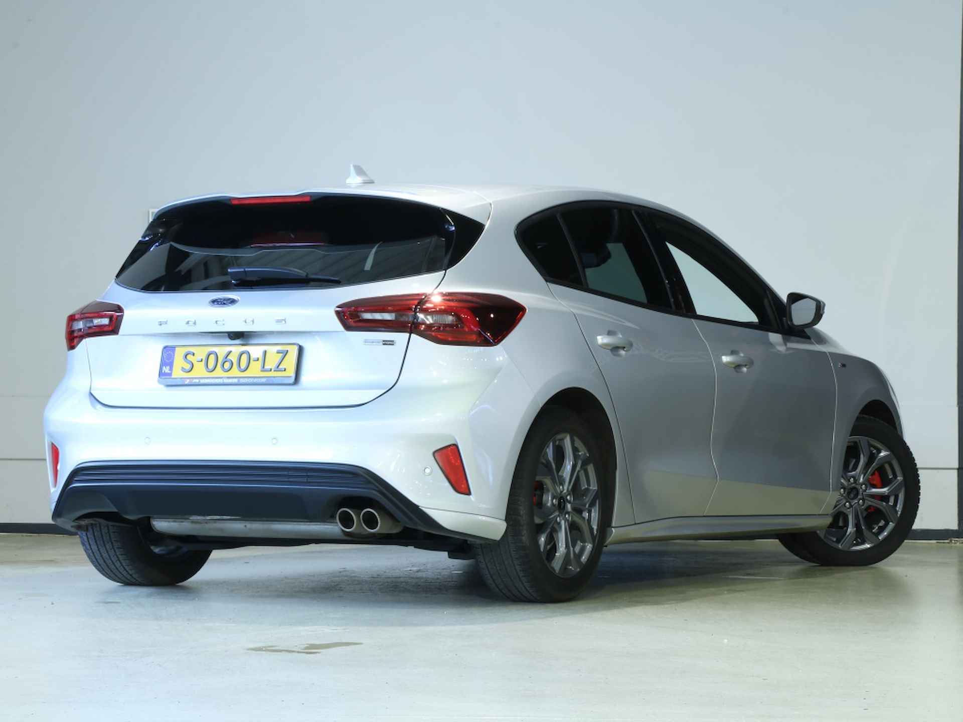 Ford Focus 155pk ST-Line X * TREKHAAK 1.500kg trekvermogen * ALL-IN PRIJS * - 4/17