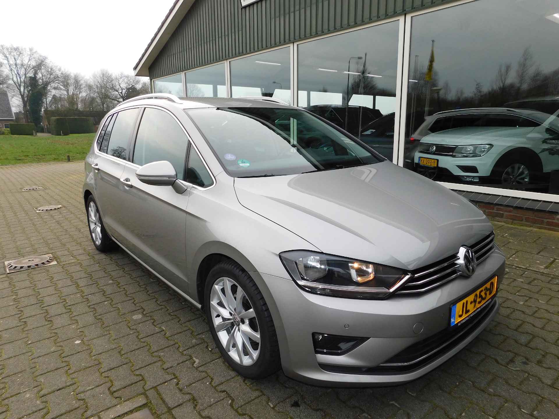 Volkswagen Golf Sportsvan 1.2TSI 110PK HIGHLINE!! All- in Prijs! - 23/28