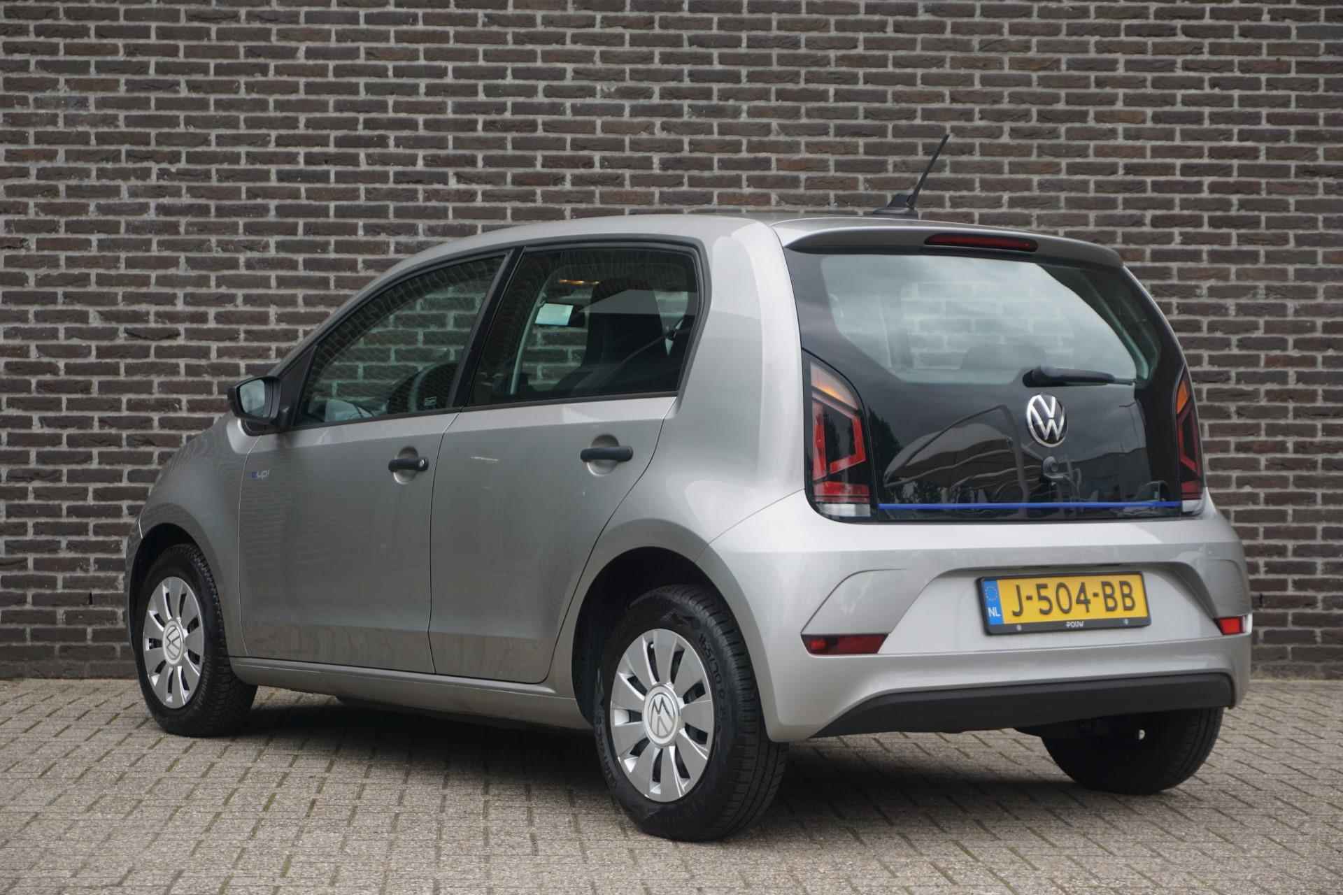 Volkswagen e-up! 82pk | Climatronic | All seasonbanden | Executive pakket - 12/30