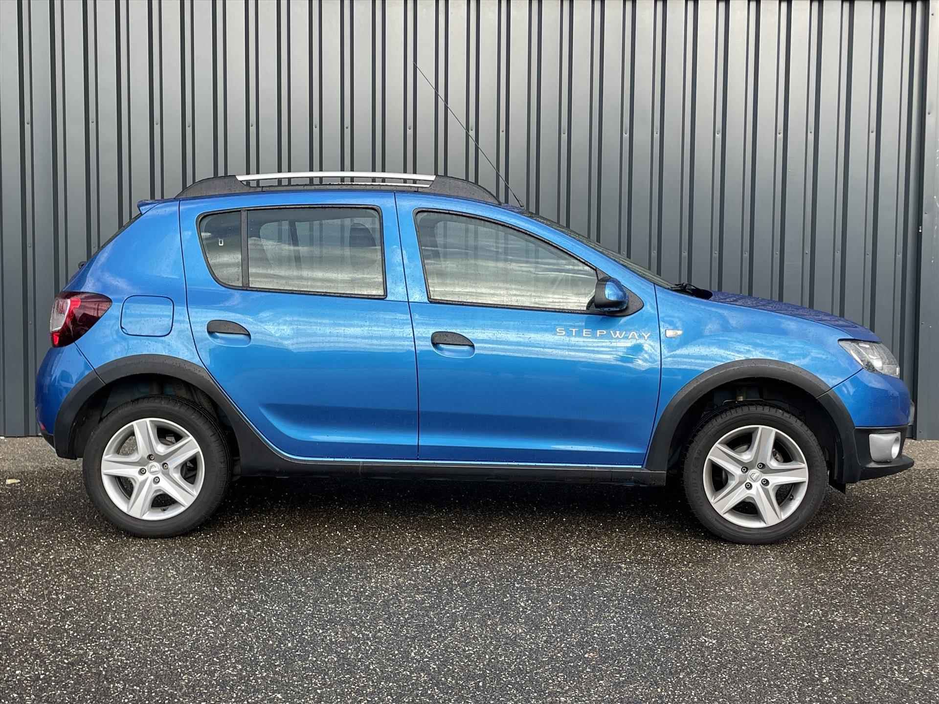 DACIA Sandero 0.9 Tce 90pk STEPWAY Lauréate I Trekhaak 1100 KG I Parkeersensoren I Navigatie I I Cruise Control I - 6/28