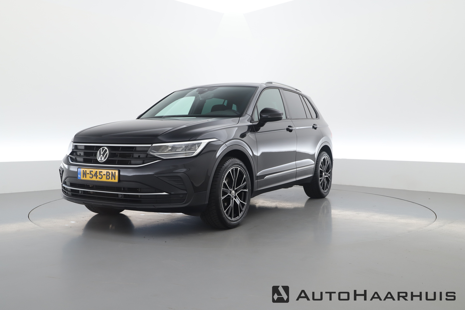 Volkswagen Tiguan 1.5 TSI DSG 150pk | Navi | Camera | Stoel- Stuurverw. | 19'' | LED