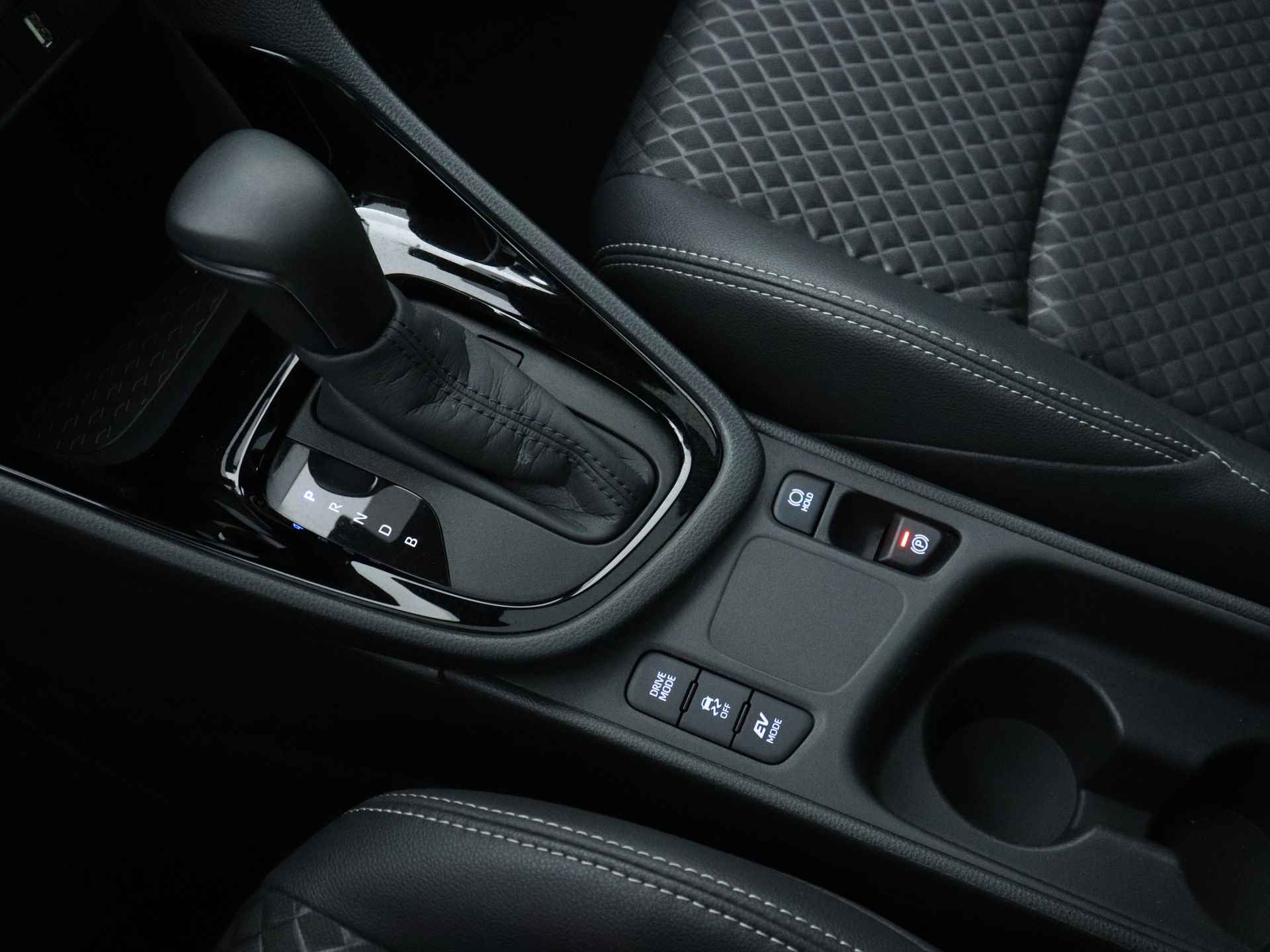 Toyota Yaris 1.5 Hybrid Executive Limited | Panoramadak | Apple Carplay/Android Auto | Lichtmetalen Velgen | - 12/42