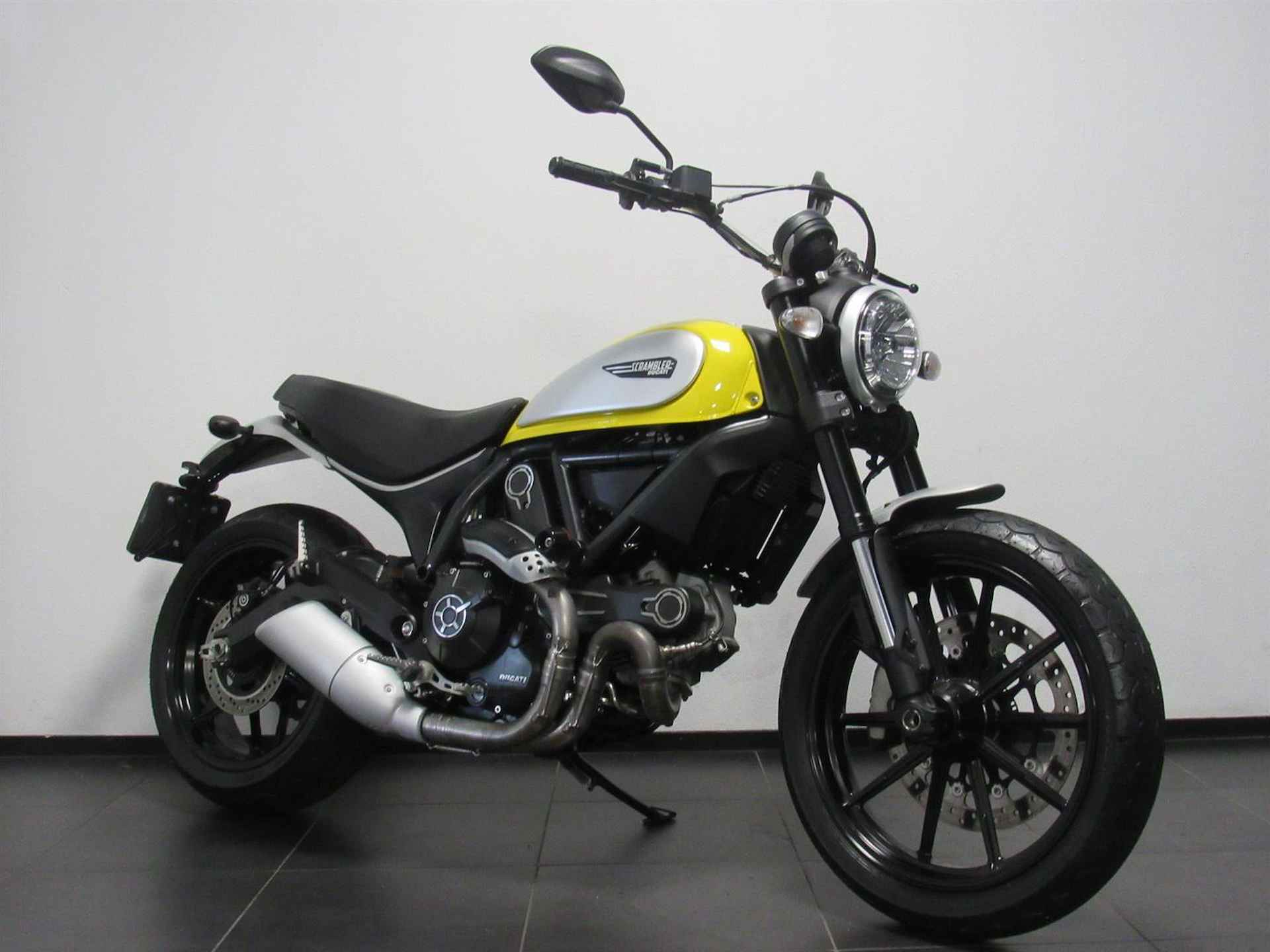 Ducati SCRAMBLER ICON - 2016 - 2/14