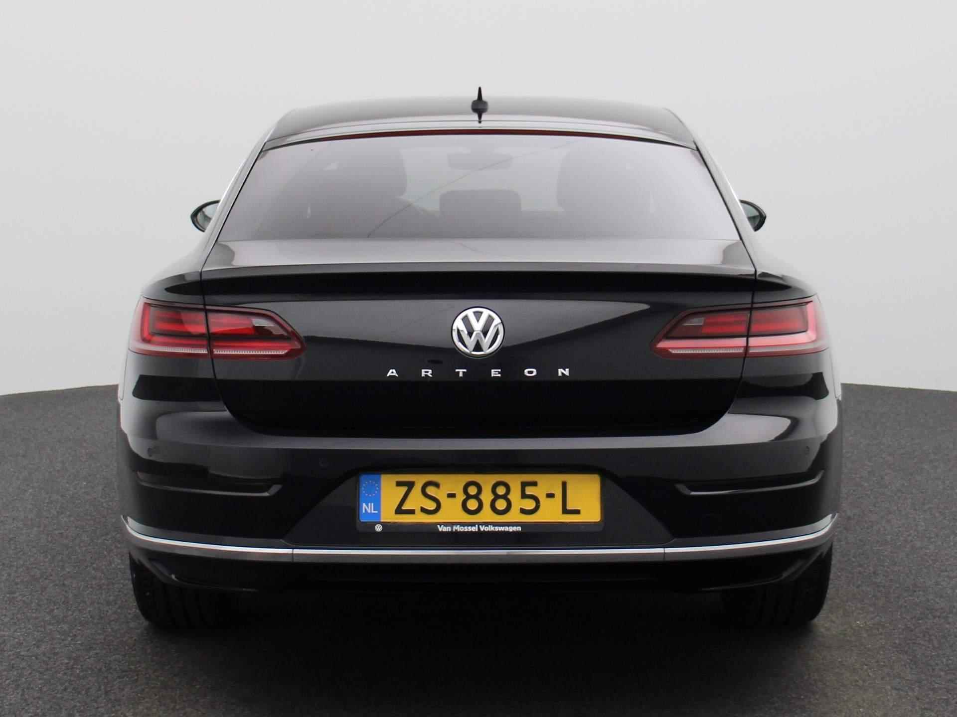 Volkswagen Arteon 2.0 TDI Elegance | 150 PK | Adaptieve Cruise Control | Navigatie | Apple Carplay / Android Auto | Stoelverwarming | Camera | Leder/Alcantara | Led-Koplampen | - 5/41