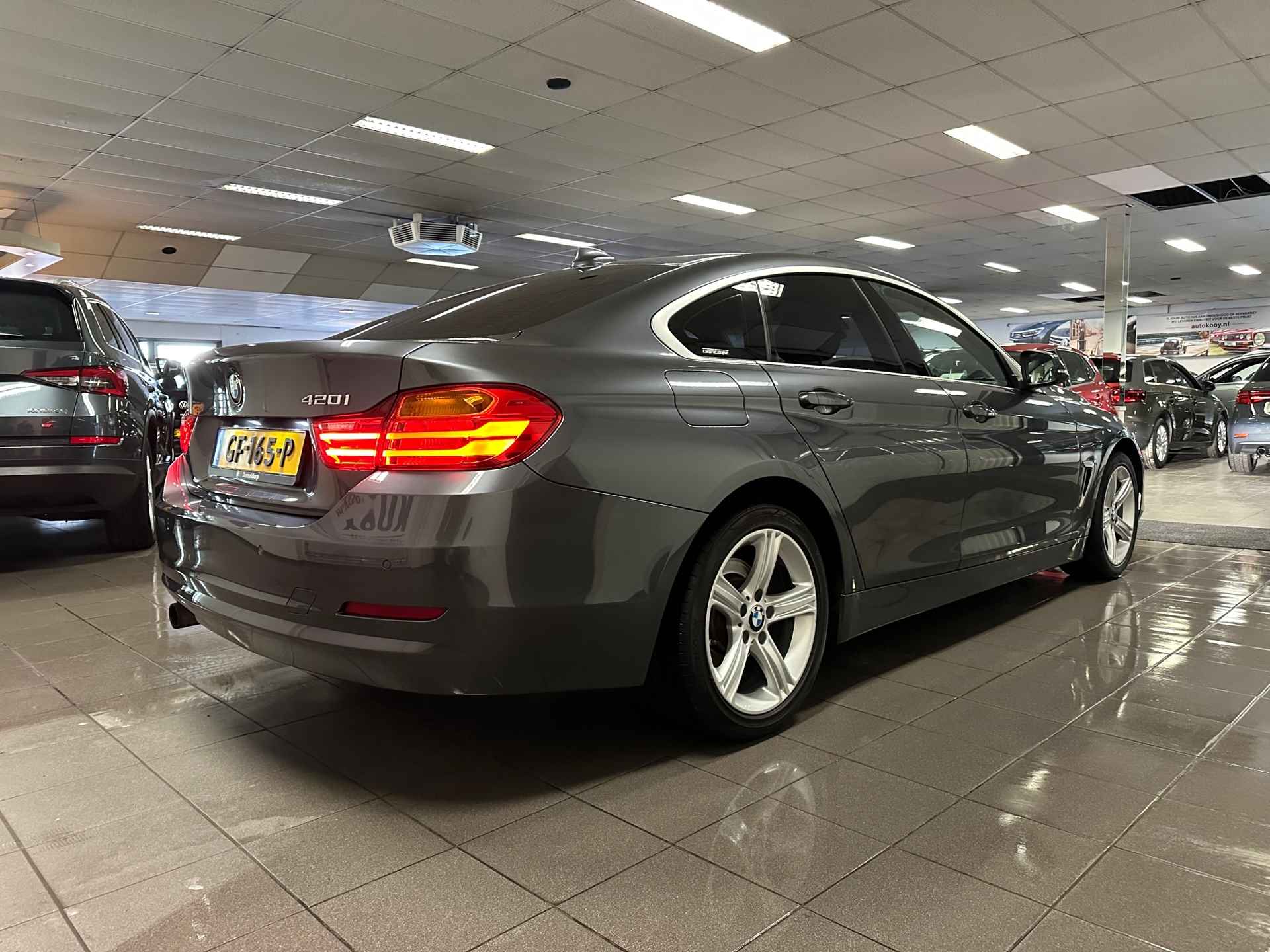 BMW 4-serie Gran Coupé 420i Executive * Automaat / Navigatie / Trekhaak / Xenon / NL Auto * - 8/24