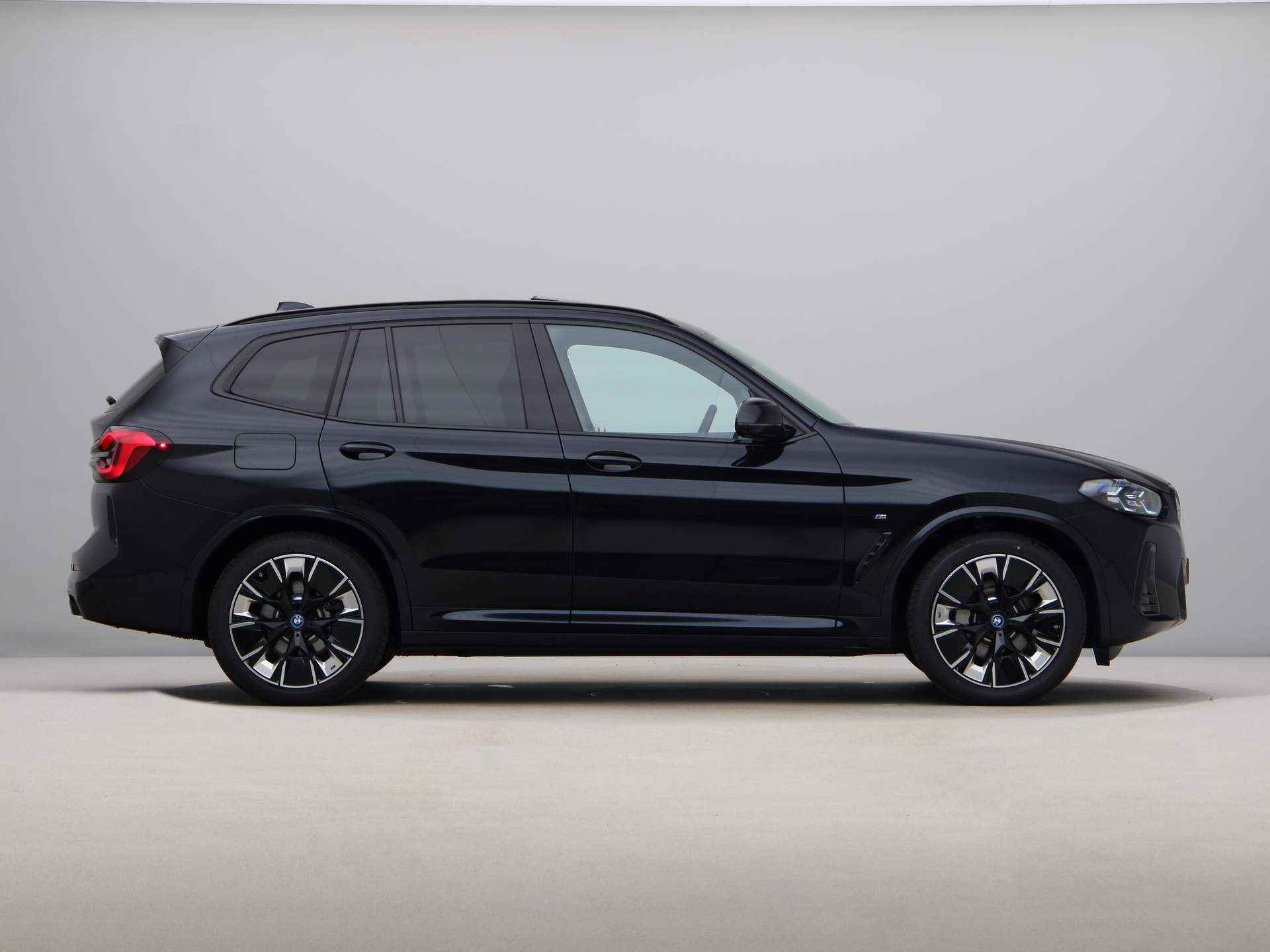 BMW iX3 High Exe Edition 80 kWh - 9/28