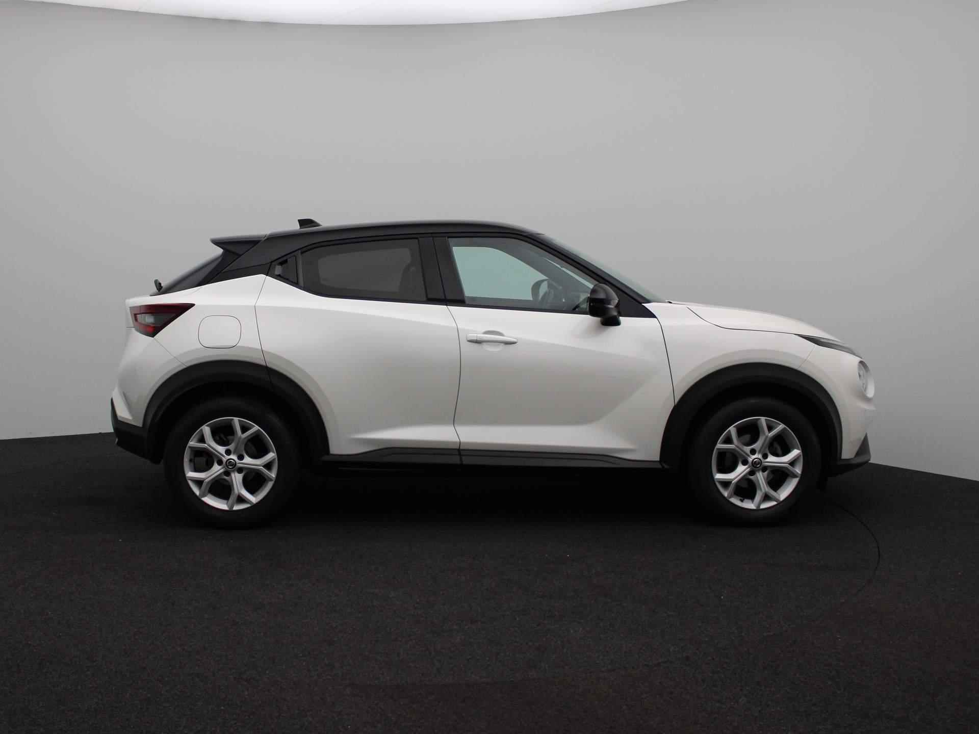 Nissan Juke 1.0 DIG-T Tekna | Navigatie | Climate control | Adaptive cruise - 6/26