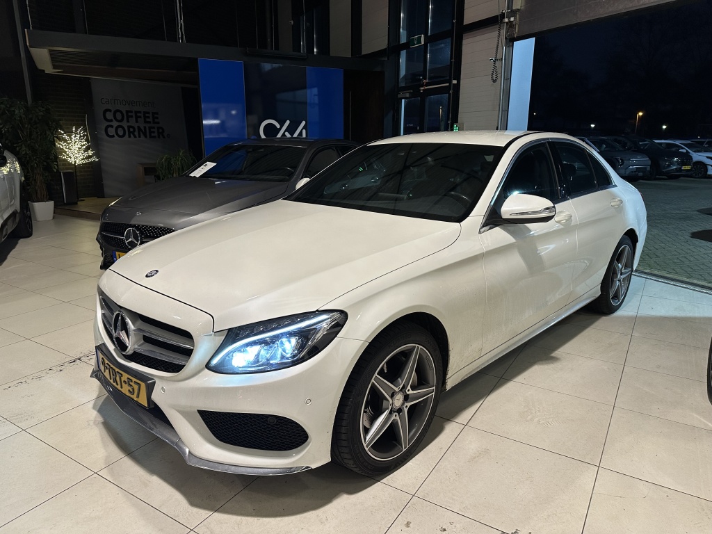 Mercedes-benz C-klasse 180 AMG Line | Navi Comand | Camera | Leer | Cruise | LED