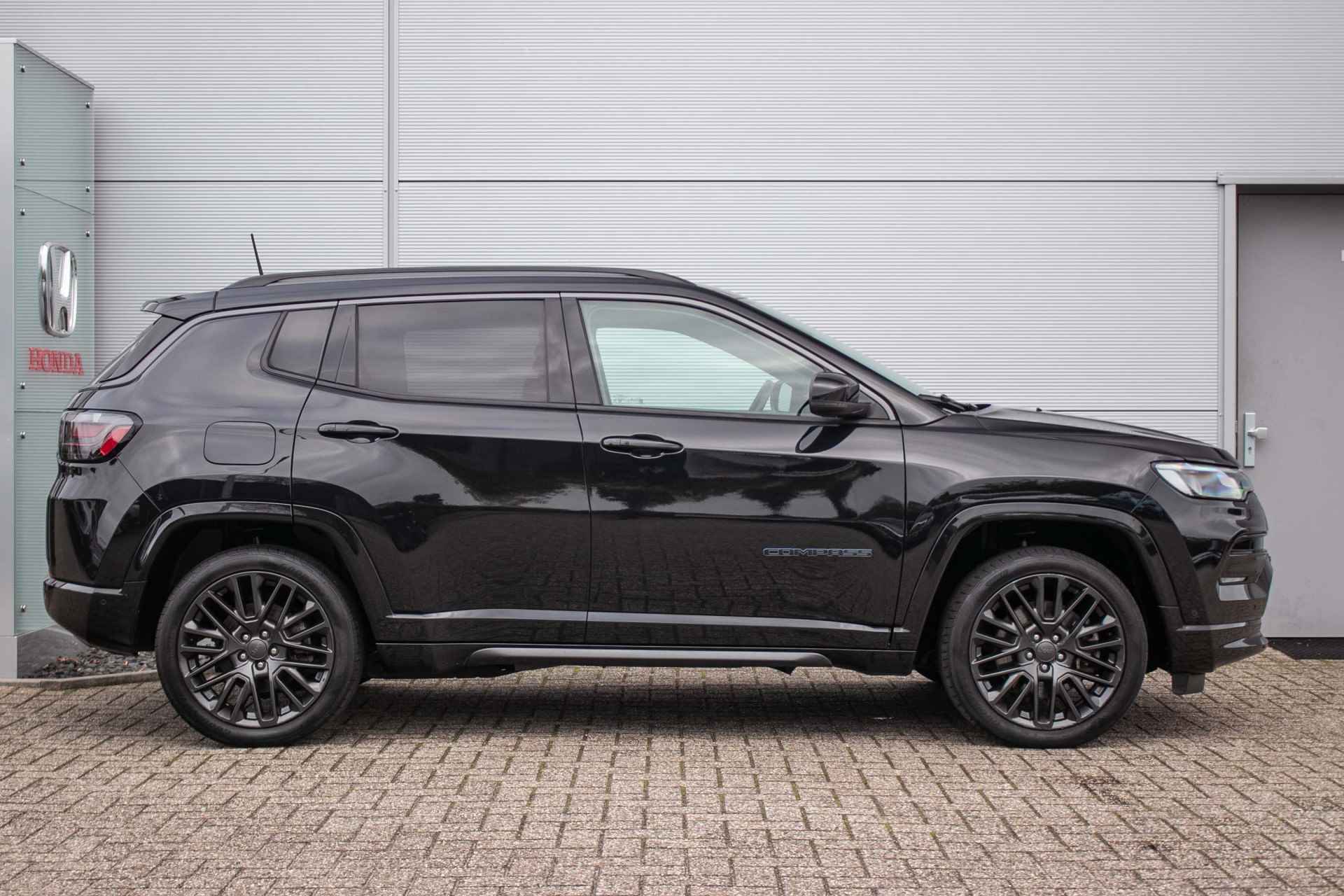 Jeep Compass 4xe 240 Plug-in Hybrid Electric S - All-in rijklrprs | Nieuwe type | Leer | Stuurverwarm. - 2/44