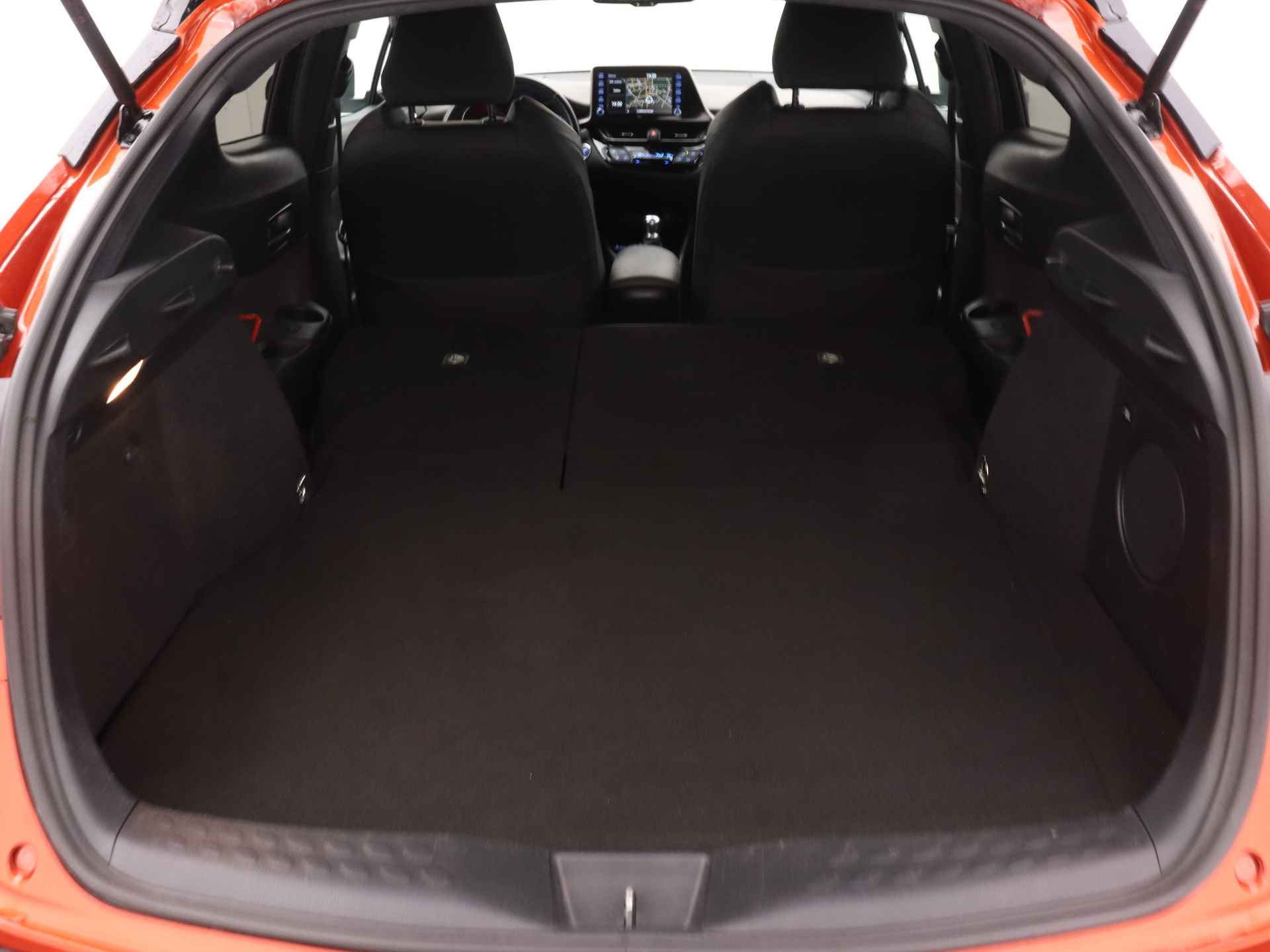 Toyota C-HR 2.0 Hybrid Launch Edition | Navigatie | JBL | LM velgen | Parkeersensoren | Stoelverwarming | Cruise Control Adaptief | - 40/46