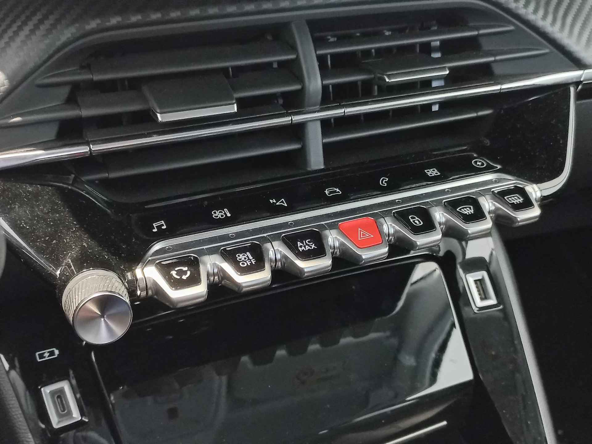 Peugeot e-2008 EV Allure Pack 50 kWh 3 fase | NAVIGATIE | ACHTERUITRIJCAMERA | CLIMATE CONTROL | - 23/31