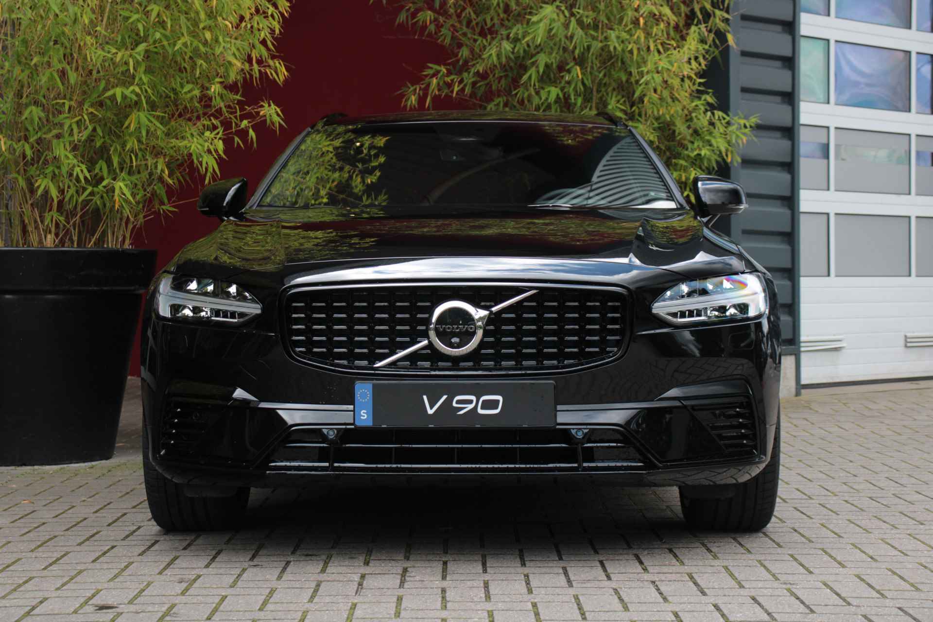 Volvo V90 T6 Recharge AWD Ultra Dark | Pilot Assist | 360 Camera | Head-up display | Harman/Kardon | Memory Seats - 10/24