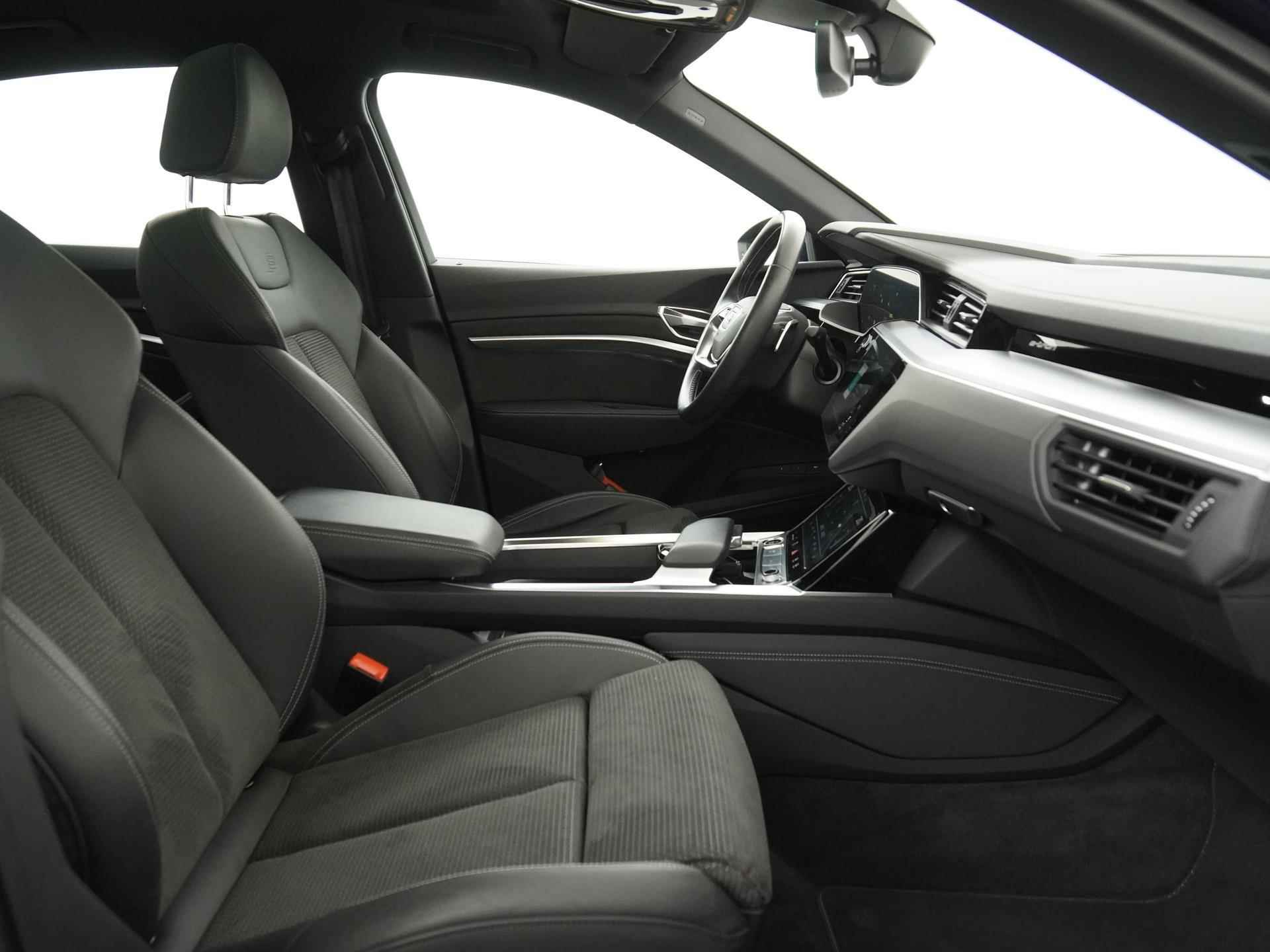 Audi e-tron Sportback 50 quattro S edition 71 kWh | Trekhaak | Schuifdak | Mem-Stoel | Virtual cockpit | Elek. Achterklep | Zondag Open! - 3/48