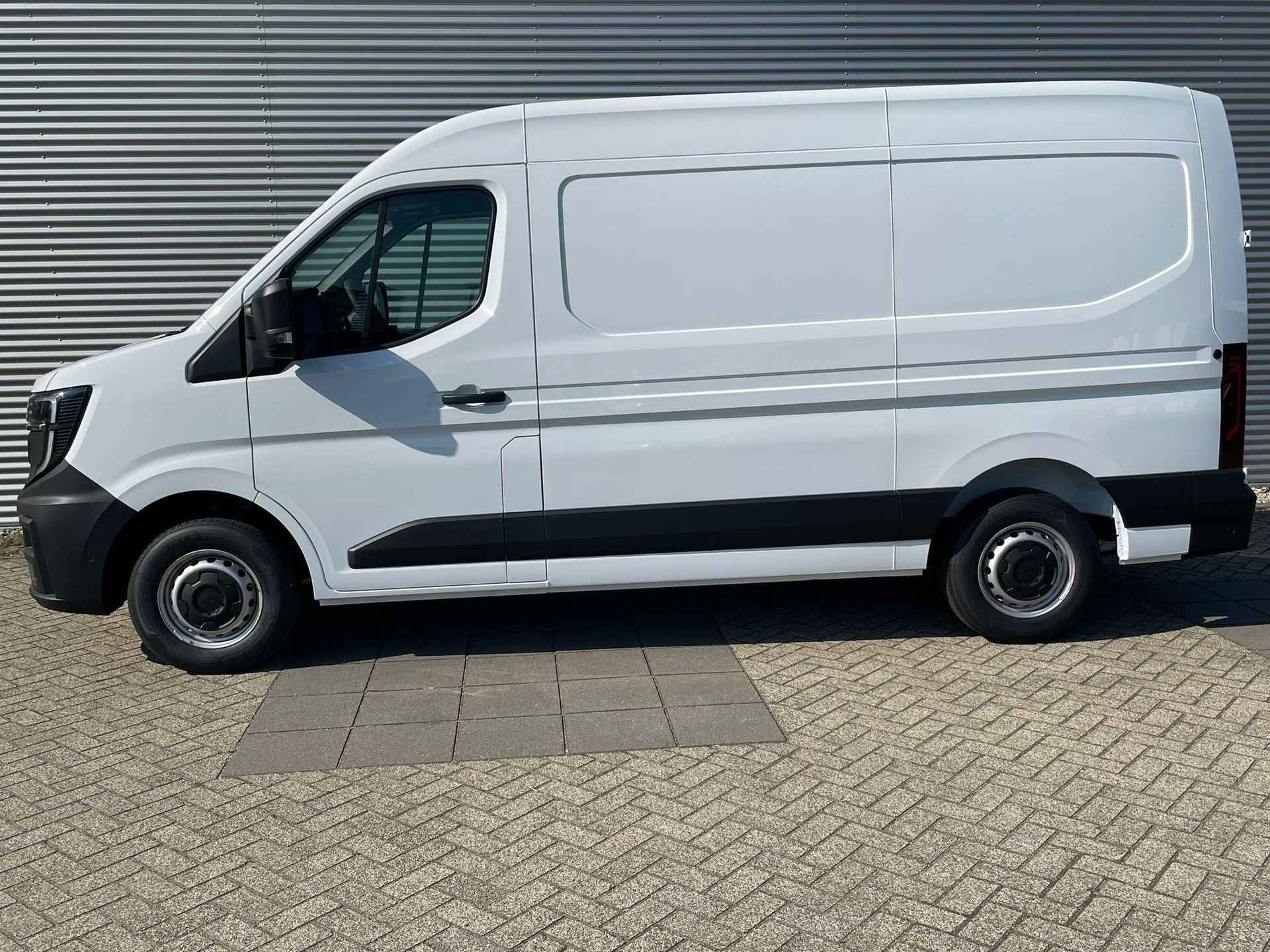 Renault Master T35 2.0 dCi 130 L2H2 Advance - 8/10