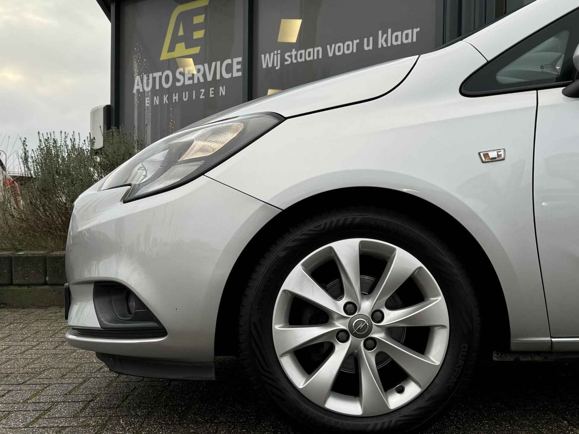 Opel Corsa 1.4 Edition LMV | Cruise | Stoelverwarming | Airco | Mistlampen | Nette auto! - 5/40