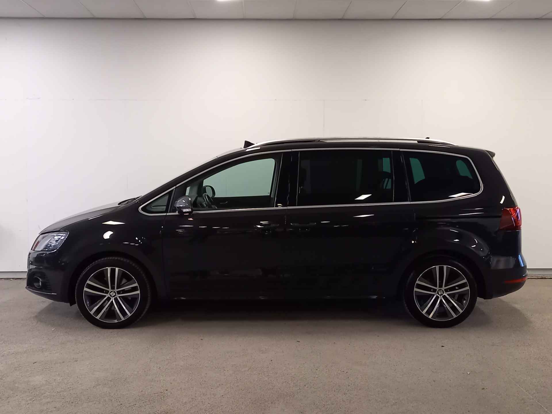 SEAT Alhambra 1.4 TSI 150pk FR Connect 7p | Navigatie | Trekhaak | 1800kg Trekgewicht - 4/45