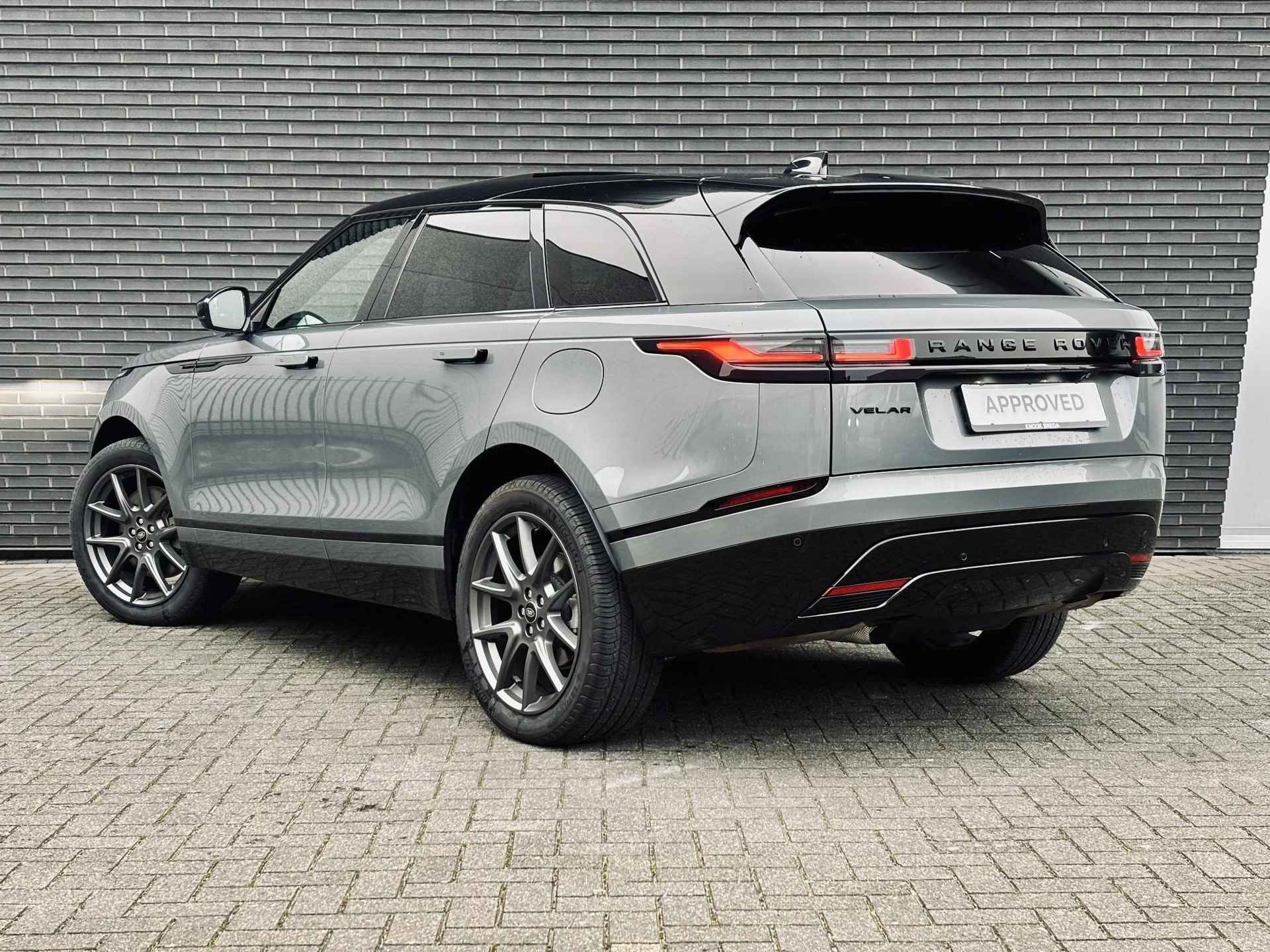 Land Rover Range Rover Velar P400e AWD Dynamic HSE PHEV - 2/24