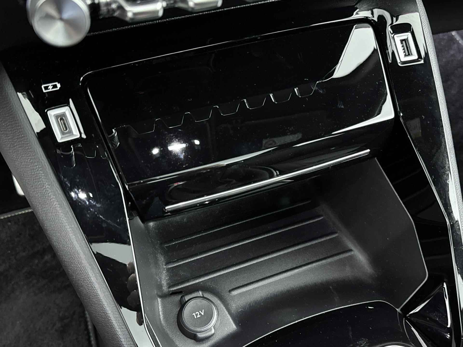 Peugeot 208 1.2 100 pk GT-Line | Navigatie | Panoramadak | Keyless | Camera - 19/36