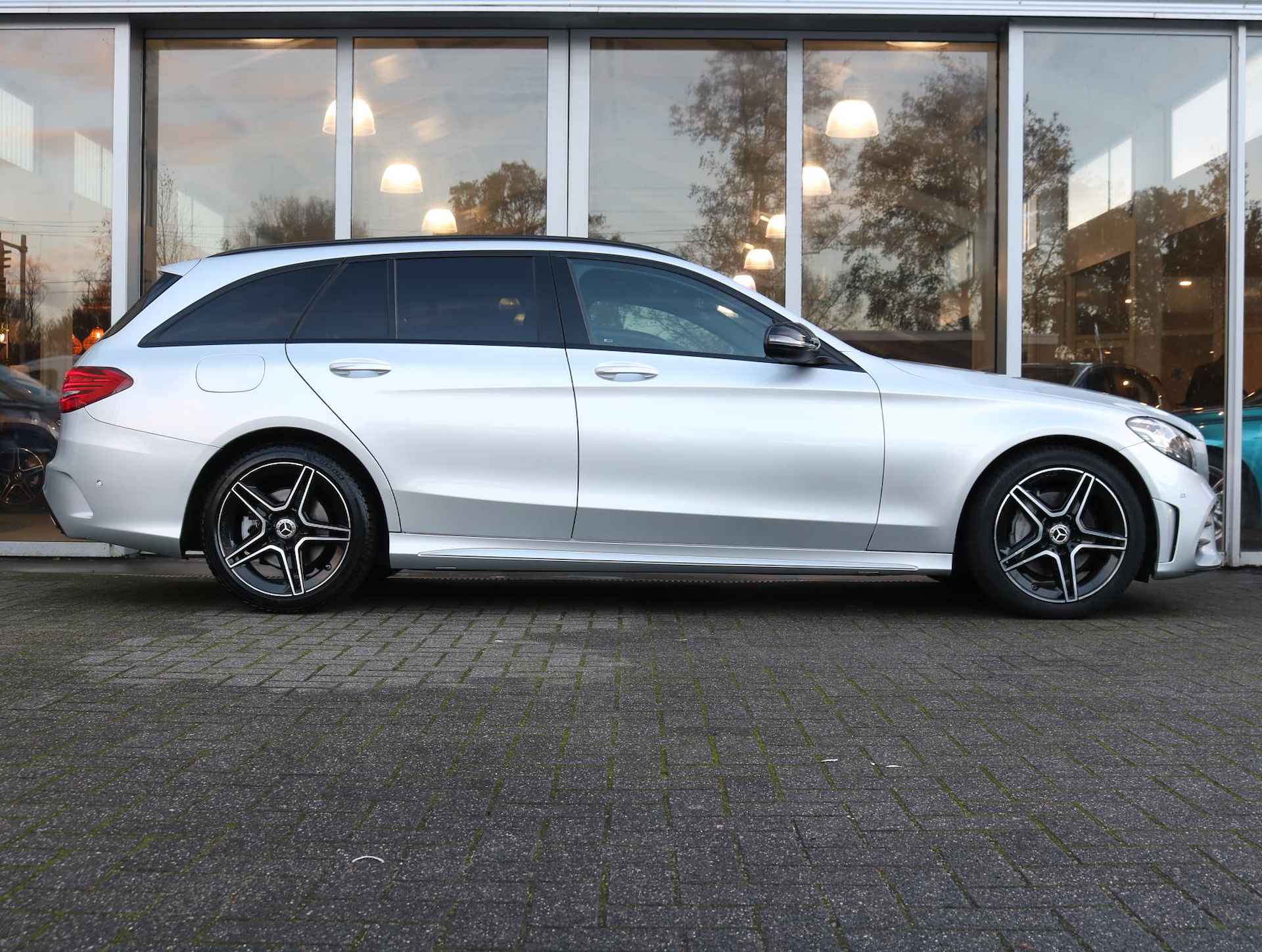 Mercedes-Benz C-Klasse Estate 180 AMG | Night edition - 4/7