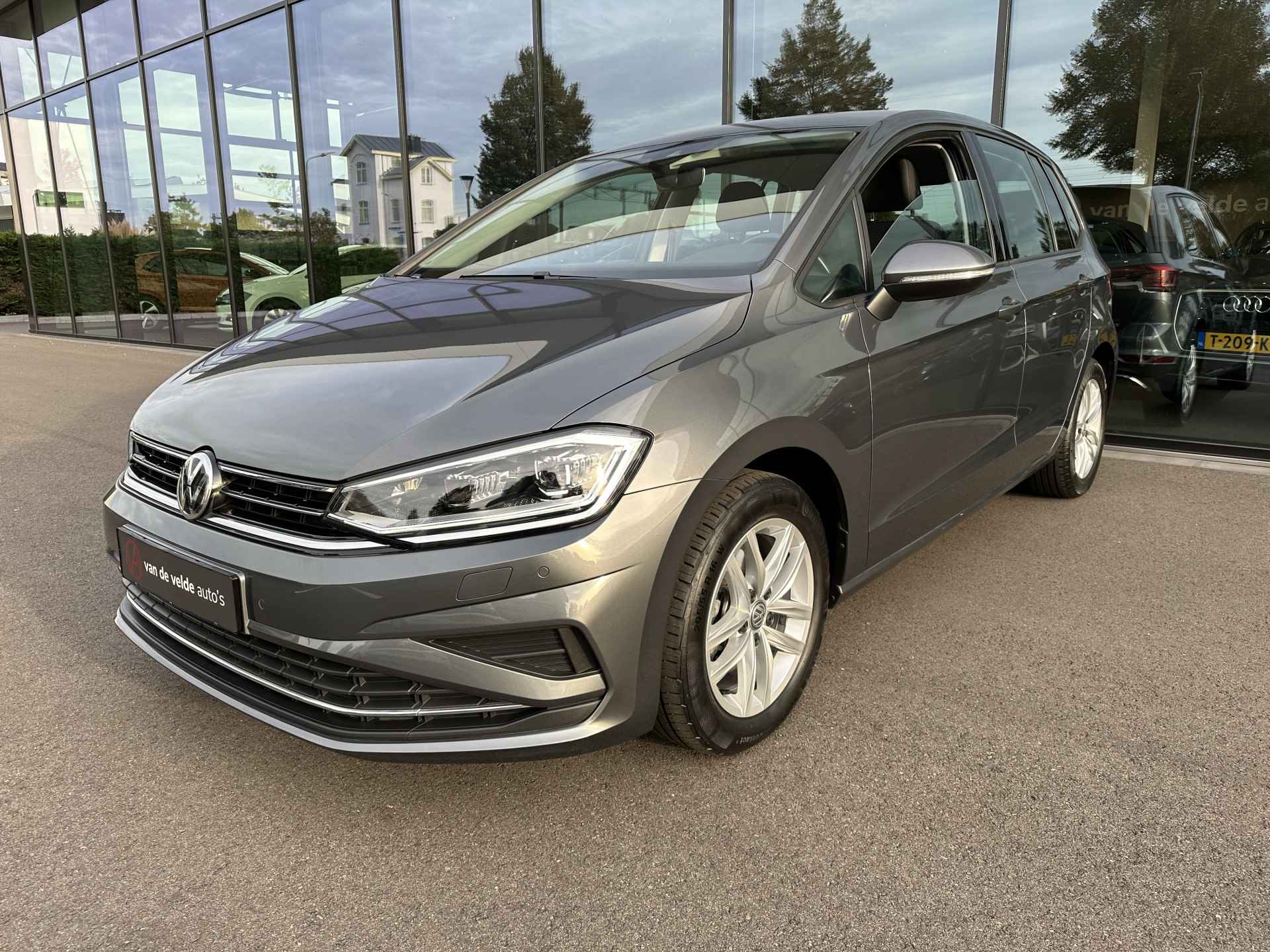 Volkswagen Golf Sportsvan 1.5 TSI ACT DSG Comfortline | Camera | Adapt. Cruise | Incl. 1 jaar Bovag garantie - 29/32