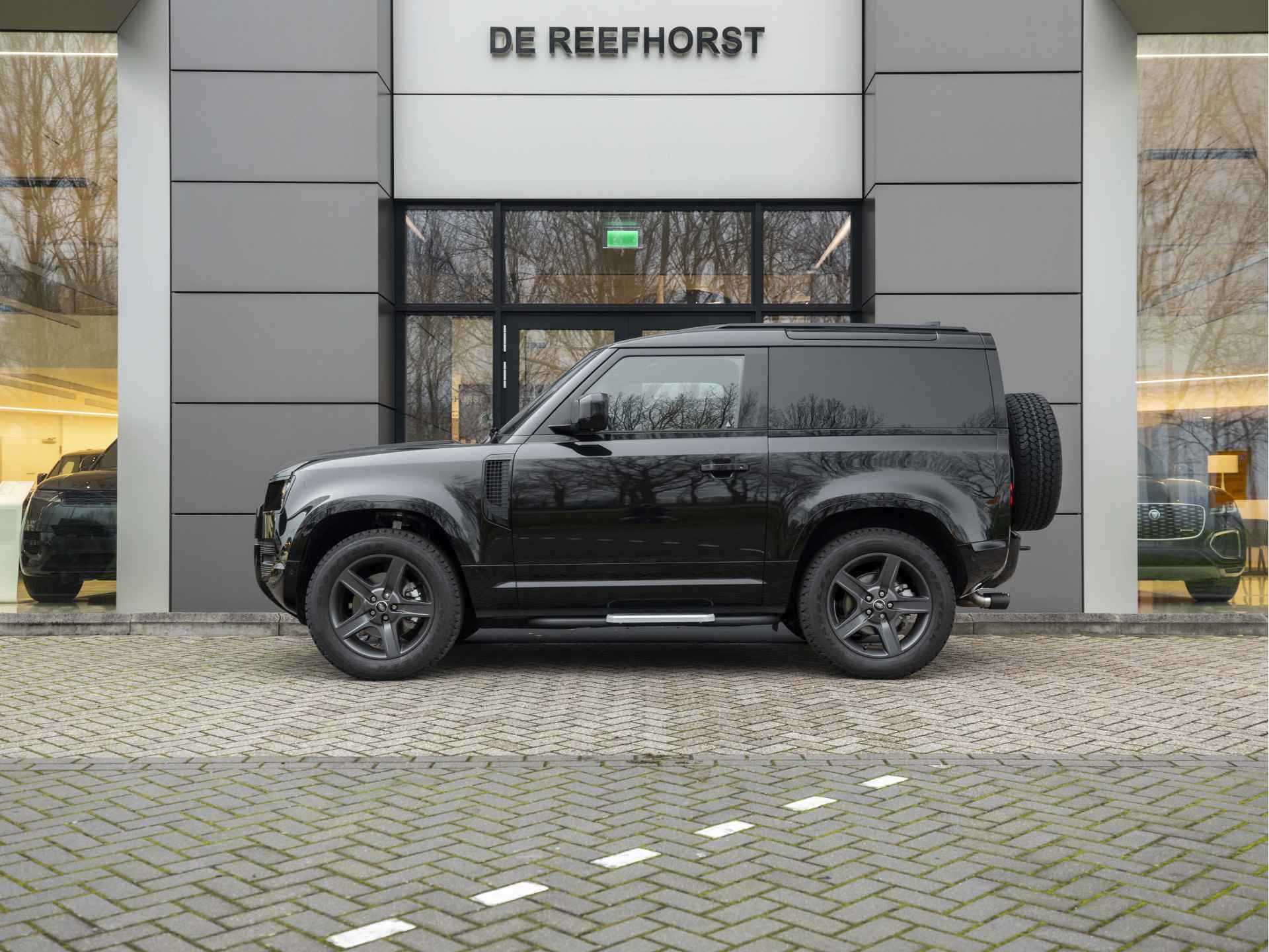 Land Rover Defender 90 3.0 D250 X-Dynamic SE | Luchtvering | Cold Climate Pack | QuickSilver exhaust - 9/55