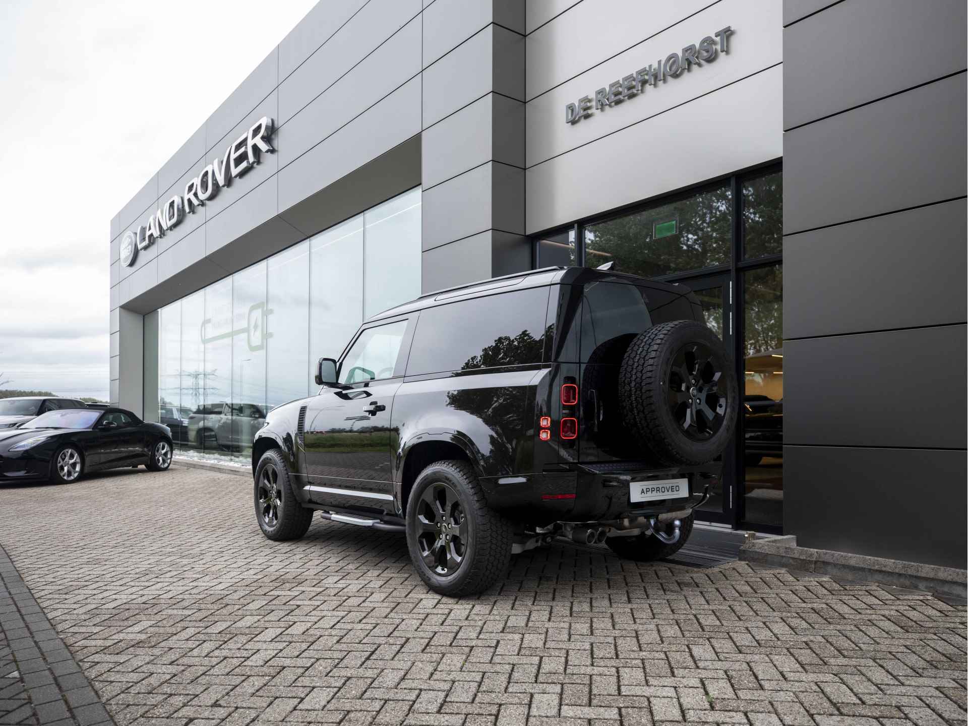 Land Rover Defender 90 3.0 D250 X-Dynamic SE | Luchtvering | Cold Climate Pack | QuickSilver exhaust - 11/55