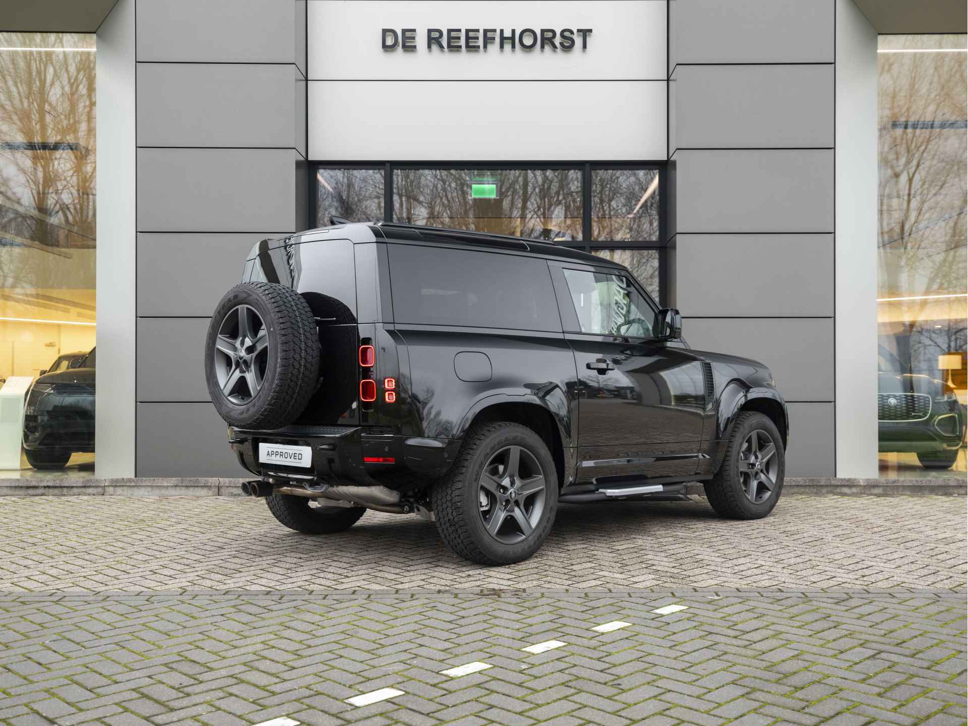 Land Rover Defender 90 3.0 D250 X-Dynamic SE | Luchtvering | Cold Climate Pack | QuickSilver exhaust - 14/55