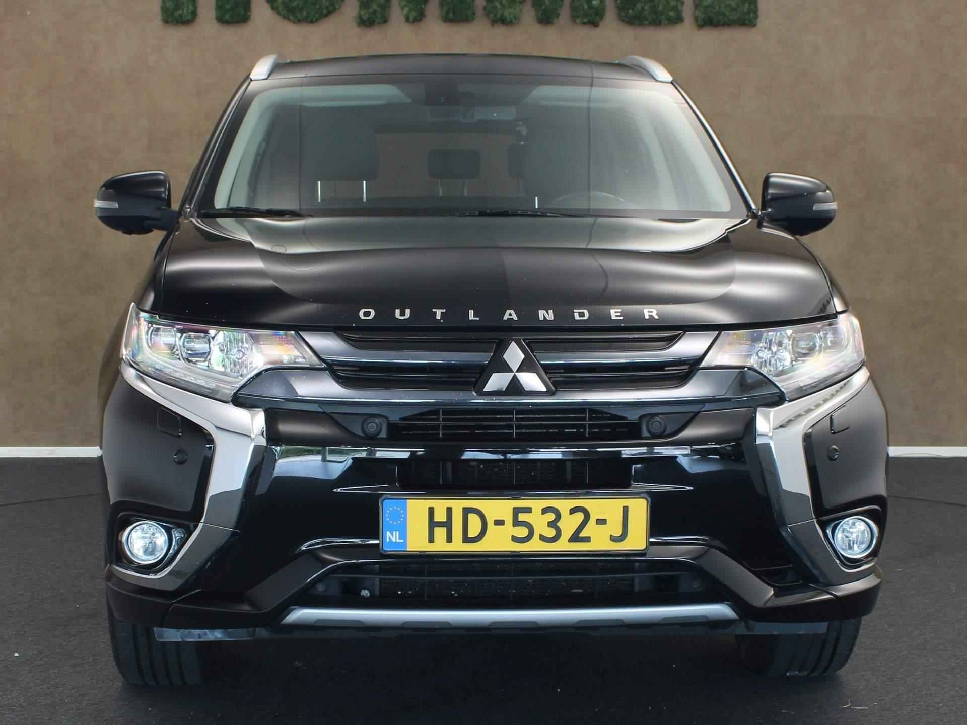 Mitsubishi Outlander 2.0 PHEV Instyle+ - ORIGNEEL NEDERLANDSE AUTO - VASTE TREKHAAK - 1.500 KG TREKGEWICHT - ELEKTRISCHE ACHTERKLEP - RONDOMZICHT CAMERA - PANORAMA DAK - 7/37