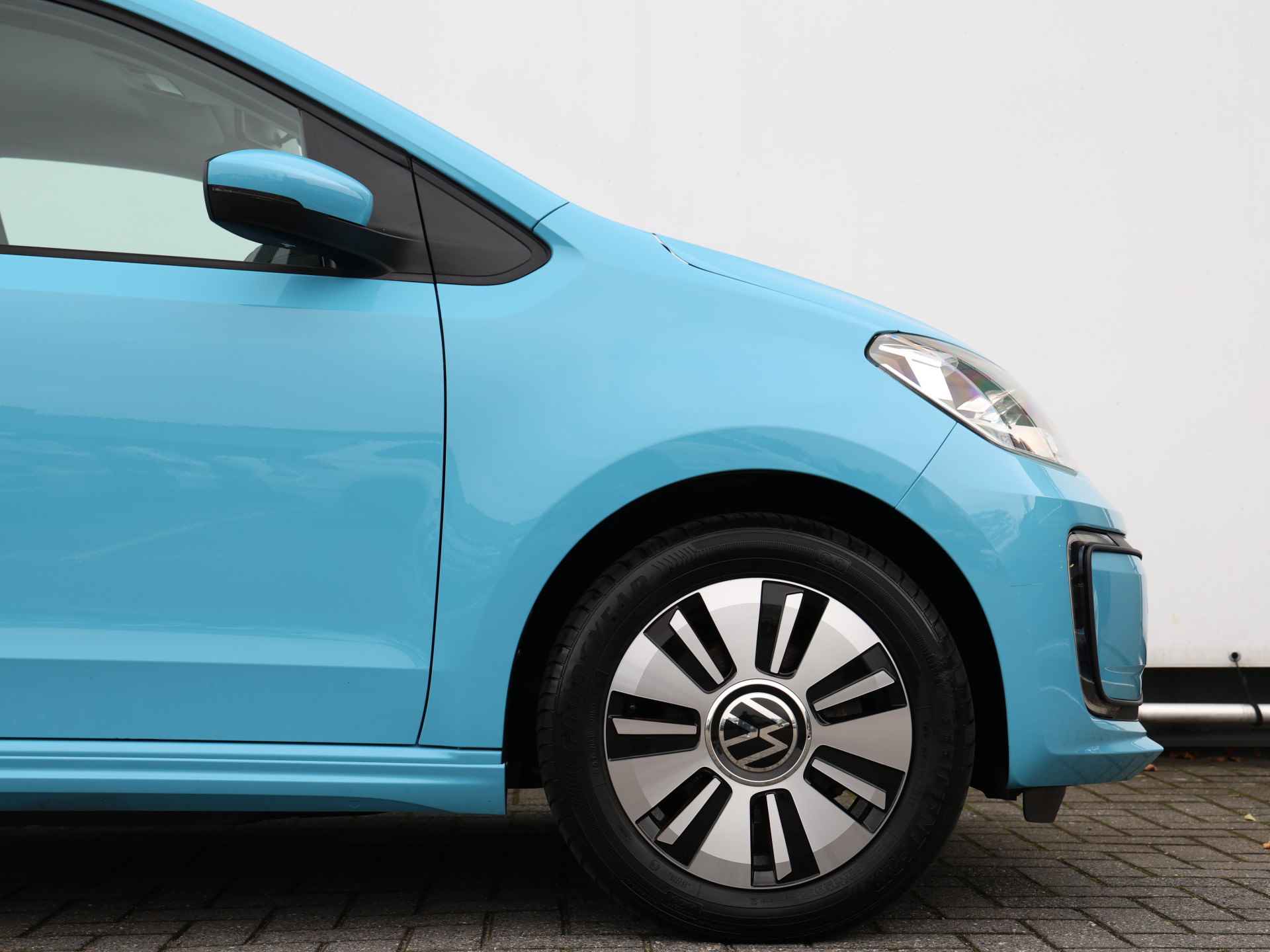 Volkswagen e-Up! e-up! Style 35KW 83PK | 260 KM WLTP | Camera | Cruise control | Stoelverwarming | - 16/37