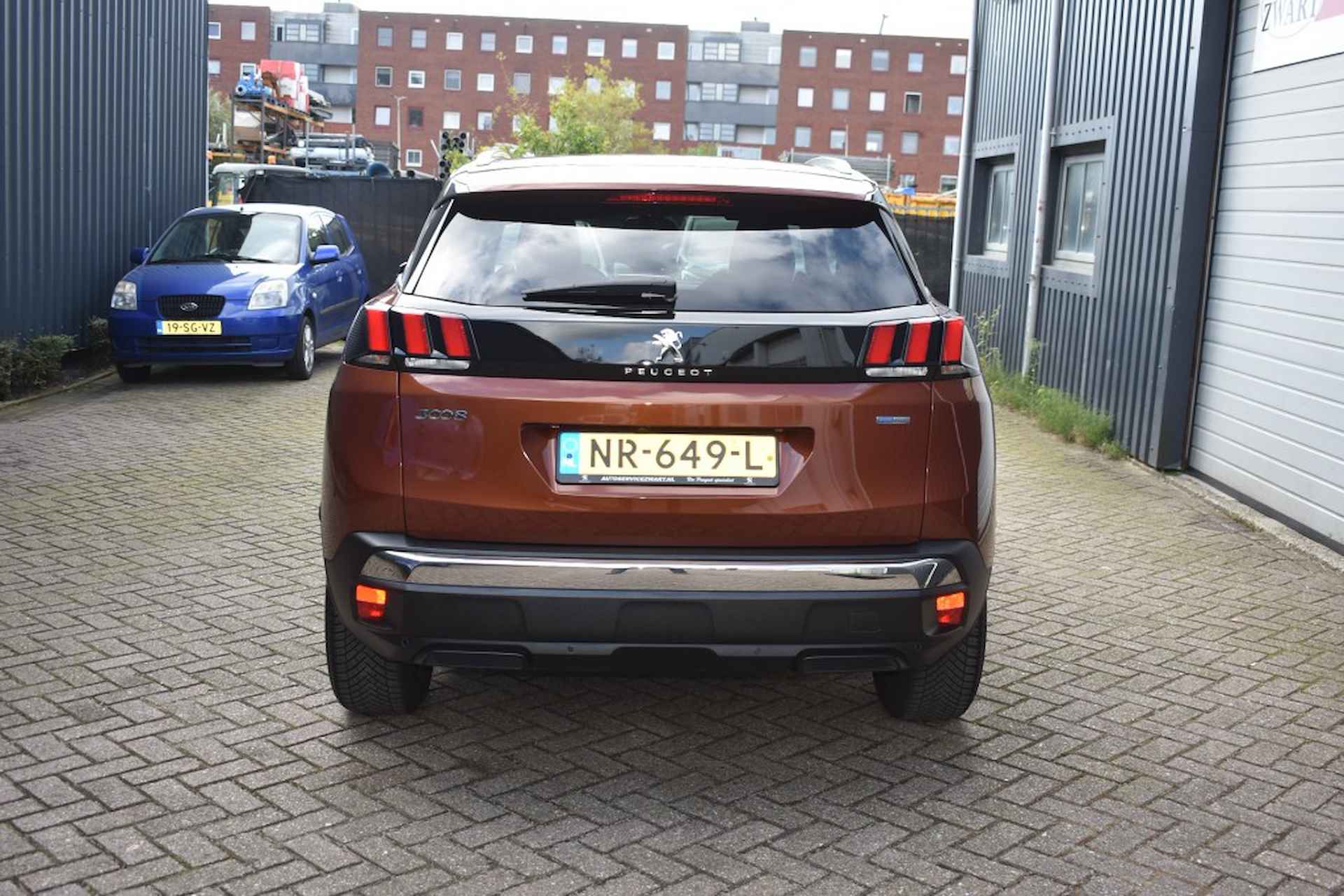 PEUGEOT 3008 Automaat 1.2 Pure Tech Premiere 130Pk. - 5/21