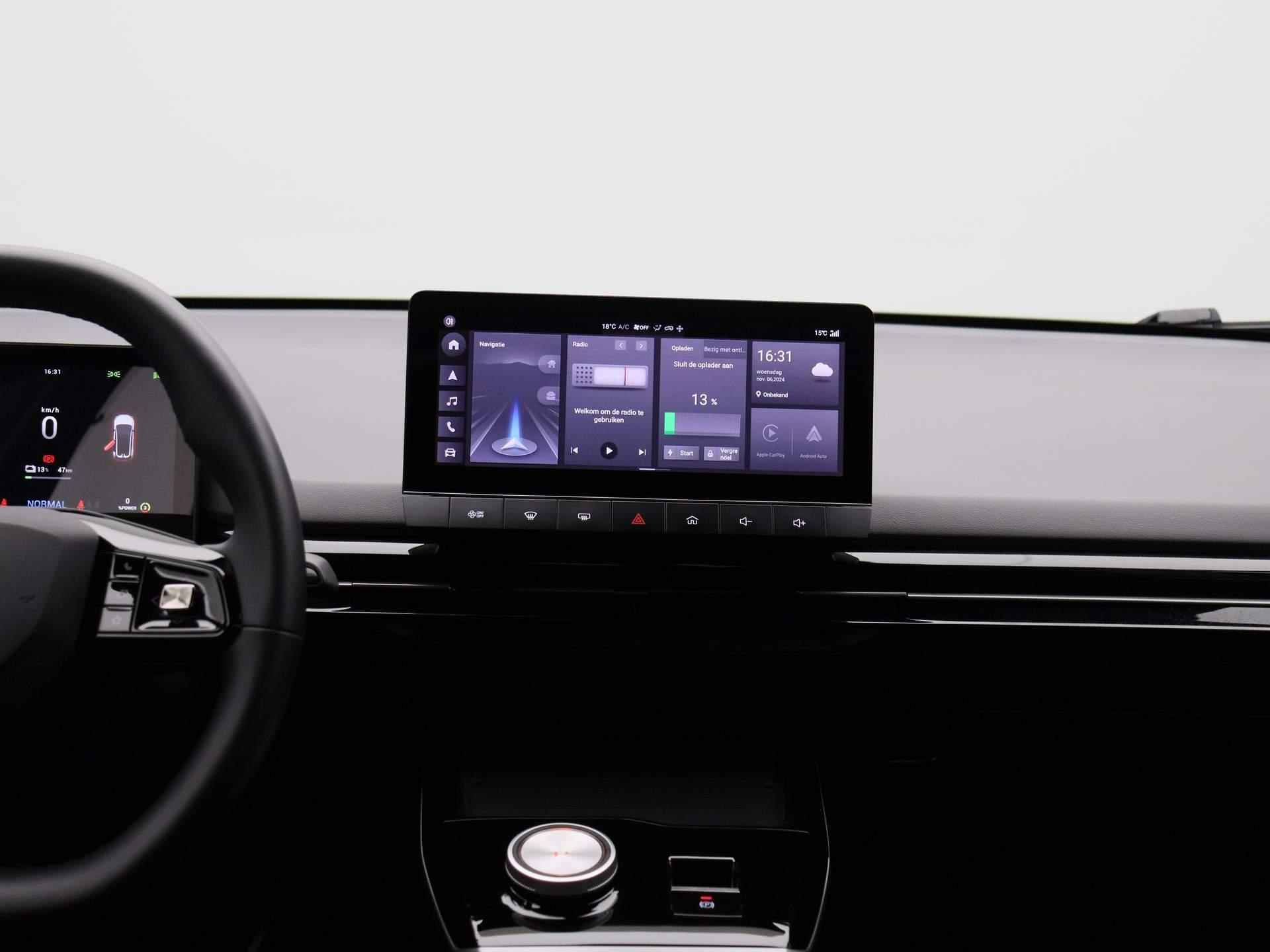 MG 4 Luxury 64 kWh | Navi | Led Koplampen | 360 Camera | Apple CarPlay | Getint glas | - 8/34