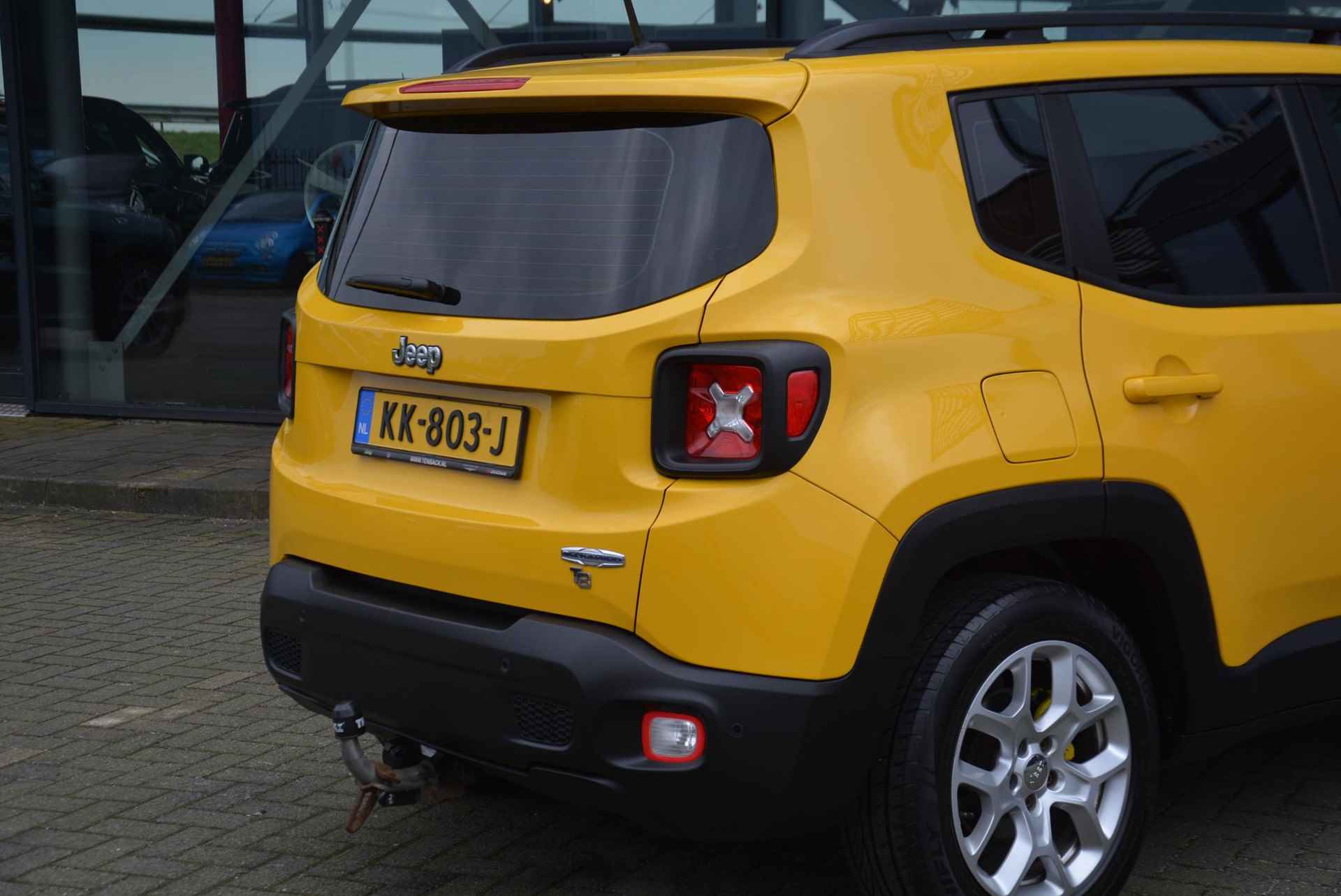 Jeep Renegade 1.4 MultiAir Freedom | Panoramadak | Trekhaak | 1e eigenaar - 31/33