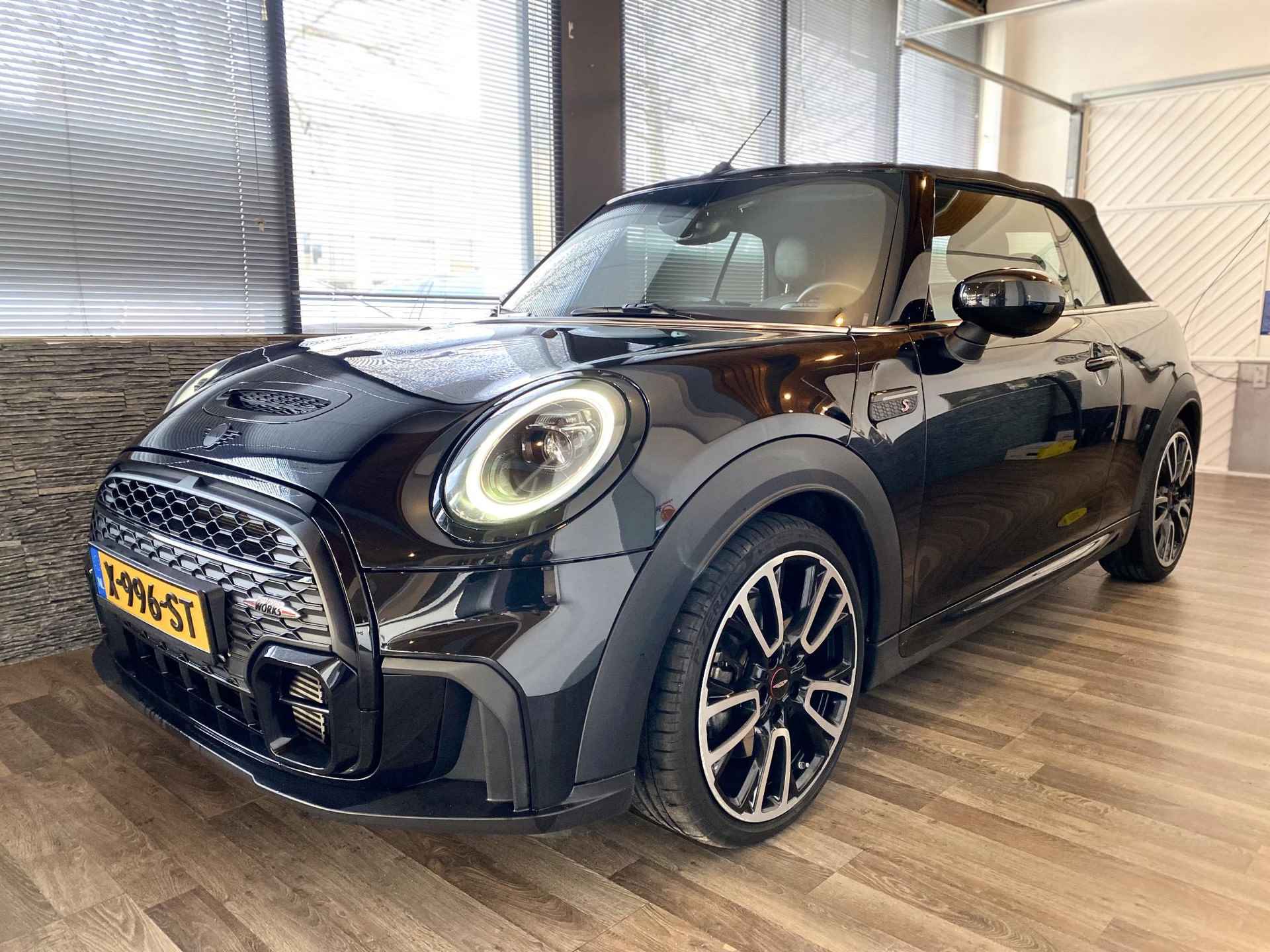 Mini Mini Cabrio 2.0 Cooper S Resolute Edition JCW