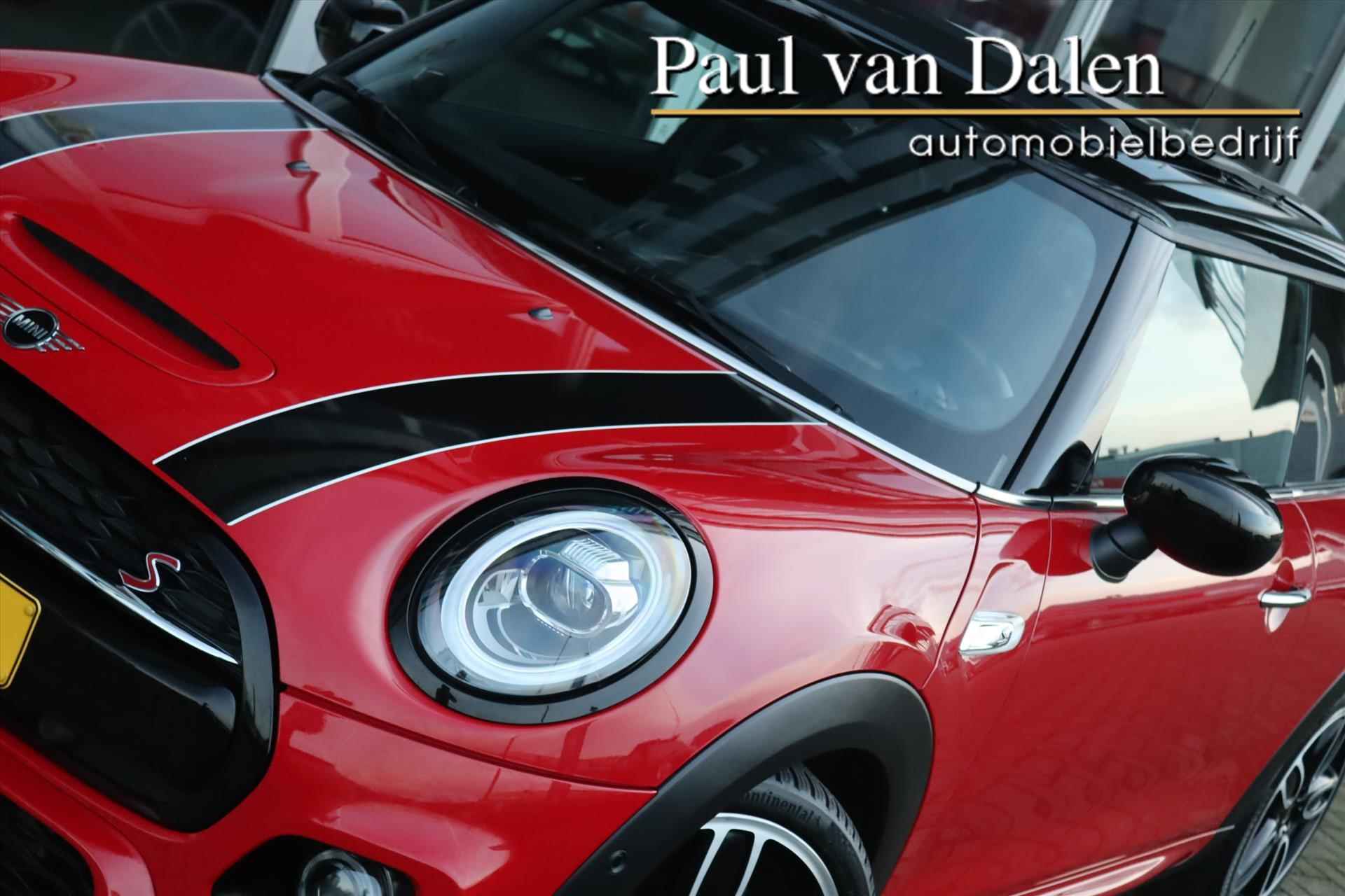 Mini Mini 3-Deurs (f56) 2.0 192PK COOPER S AUTOMAAT JCW Pakket | Panodak | Leer | Head Up | Harman Kardon | Camera | Adapt.Cruise | Performance Control | - 3/74