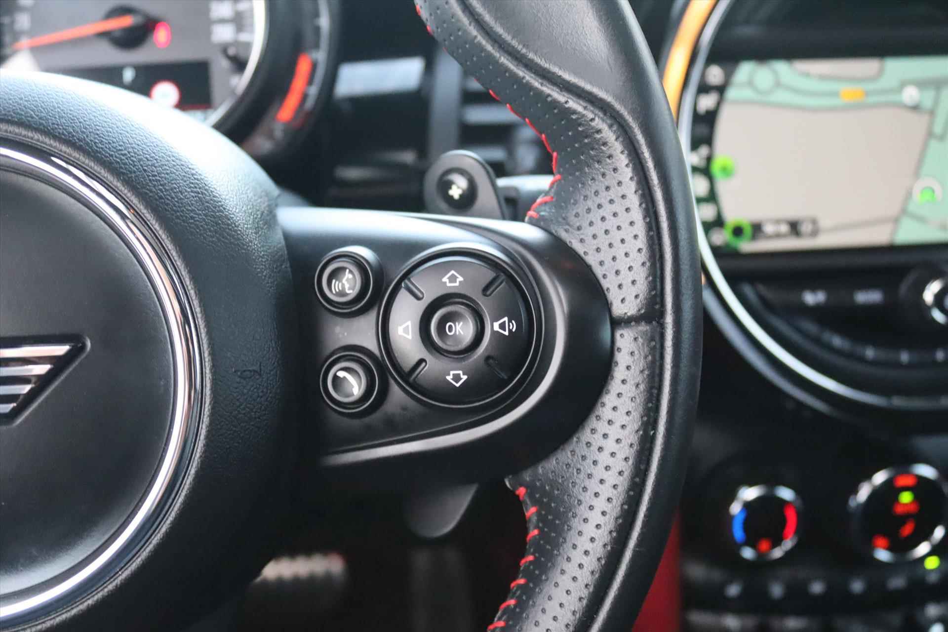 Mini Mini 3-Deurs (f56) 2.0 192PK COOPER S AUTOMAAT JCW Pakket | Panodak | Leer | Head Up | Harman Kardon | Camera | Adapt.Cruise | Performance Control | - 39/74