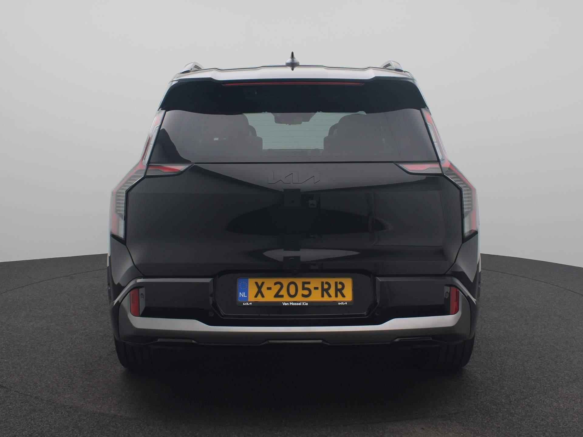 Kia EV9 Launch Edition GT-Line AWD 6p. 99.8 kWh AWD | Leder | 21"LM Velgen | Schuif kantel dak | Afstand parkeren | Massagestoel | Head Up | Matrix LED - 48/54