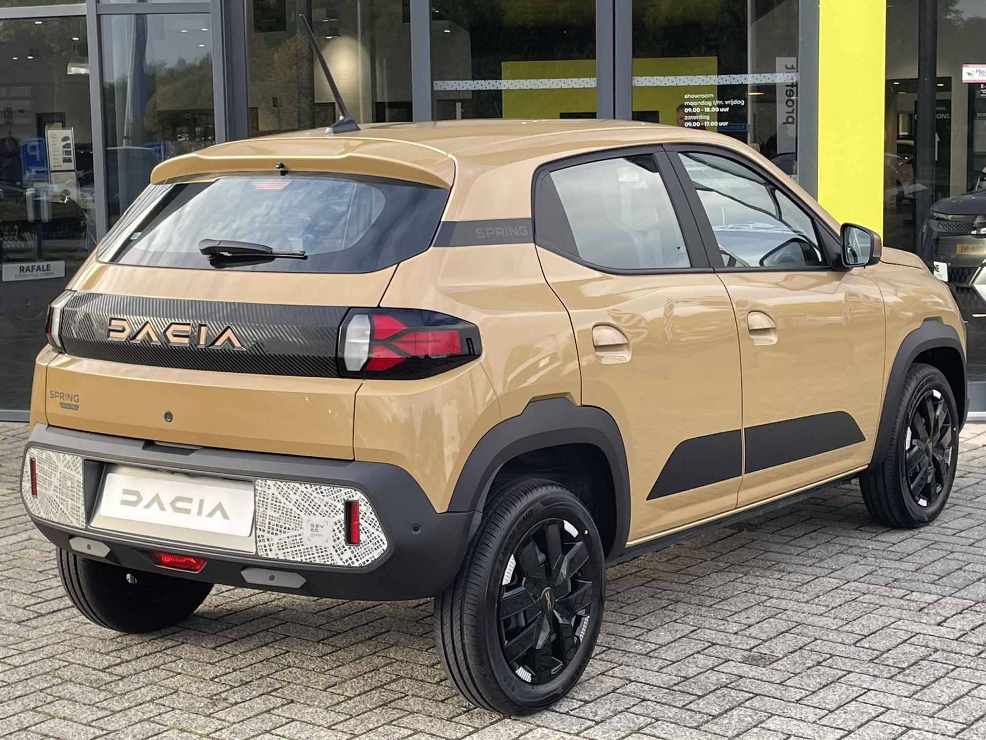 Dacia Spring Extreme 65 26.8 kWh automaat NIEUW MODEL ! | VEHICLE-2-LOAD OPTIE | AIRCO | APPLE CARPLAY/ANDROID AUTO | NAVIGATIESYSTEEM | - 2/17