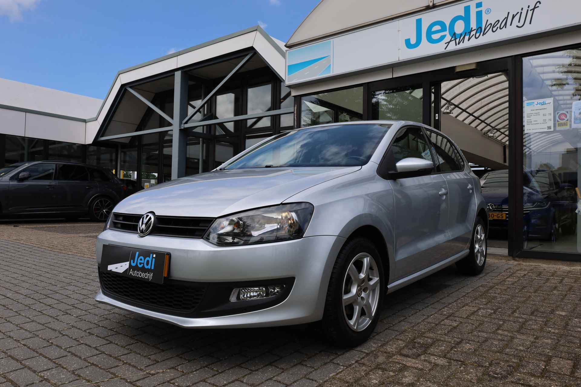 Volkswagen Polo Comfortline 5drs 1.4 -16V 63kw/85pk - 26/39