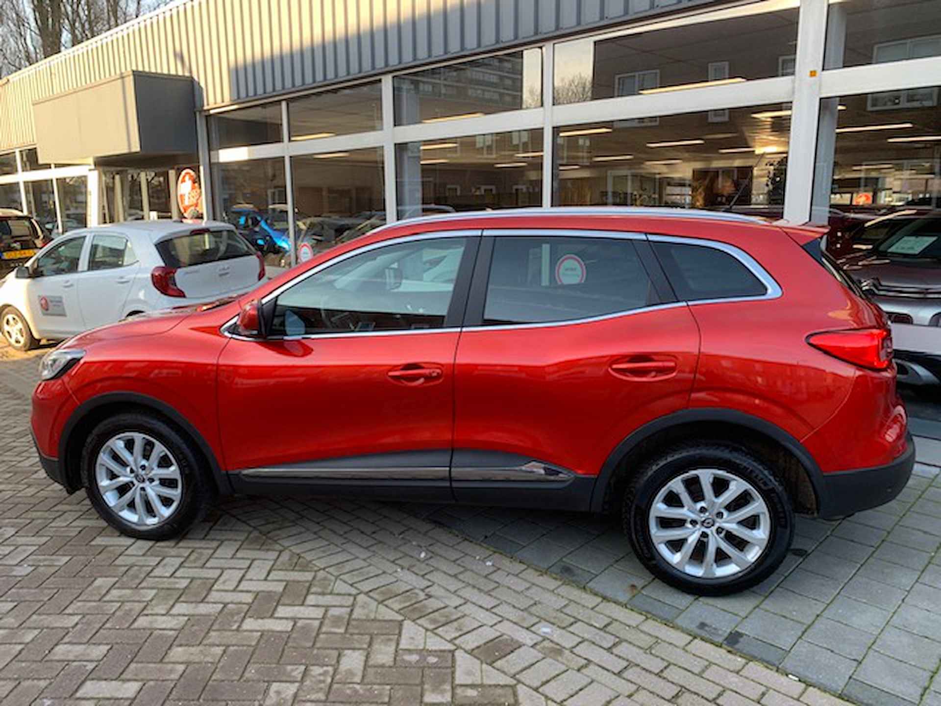 Renault Kadjar 1.2 TCe Intens, automaat, navigatie, achteruitrijcamera . - 5/25