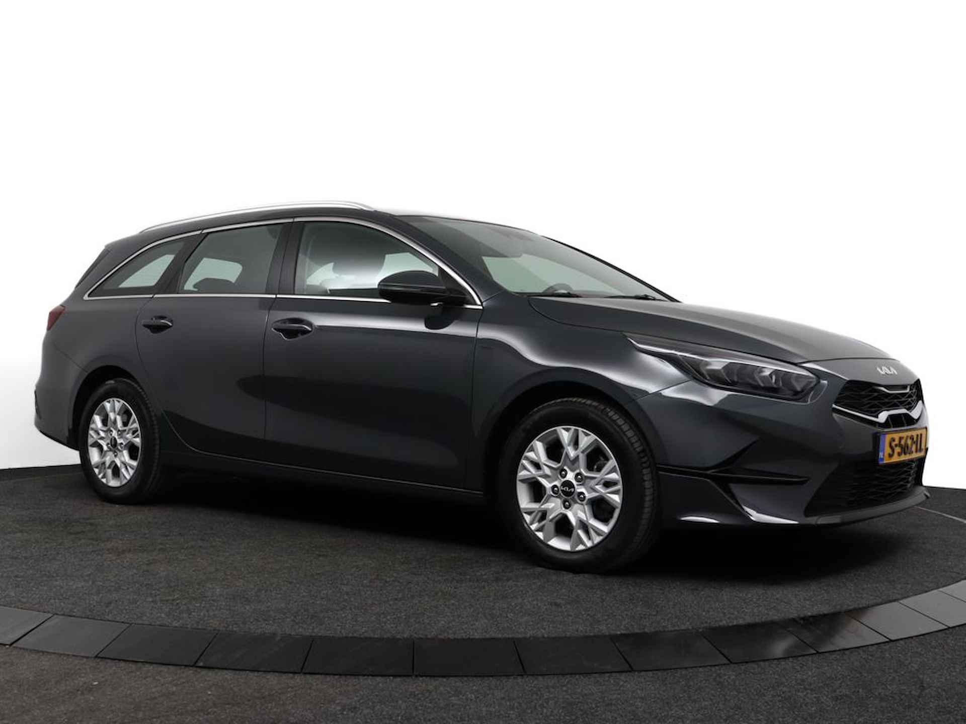 Kia Ceed Sportswagon 1.0 T-GDi DynamicLine - Navigatie - Cruise Control - Climate Control - Apple CarPlay / Android Auto - LED - Fabrieksgarantie tot 03-2030 - 11/56