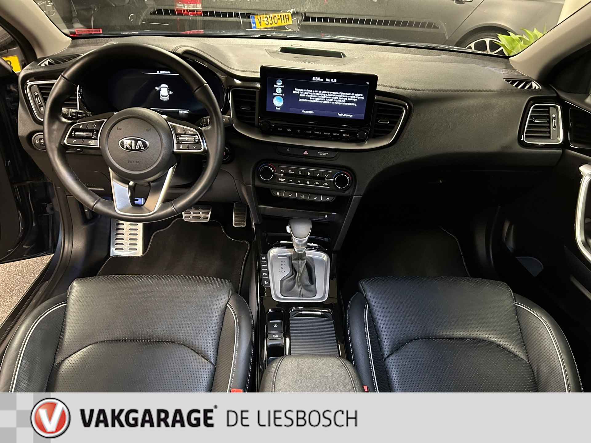 Kia XCEED 1.6 GDi PHEV ExecutiveLine / Leder / panorama-dak /stoel koeling en verwarming - 12/34