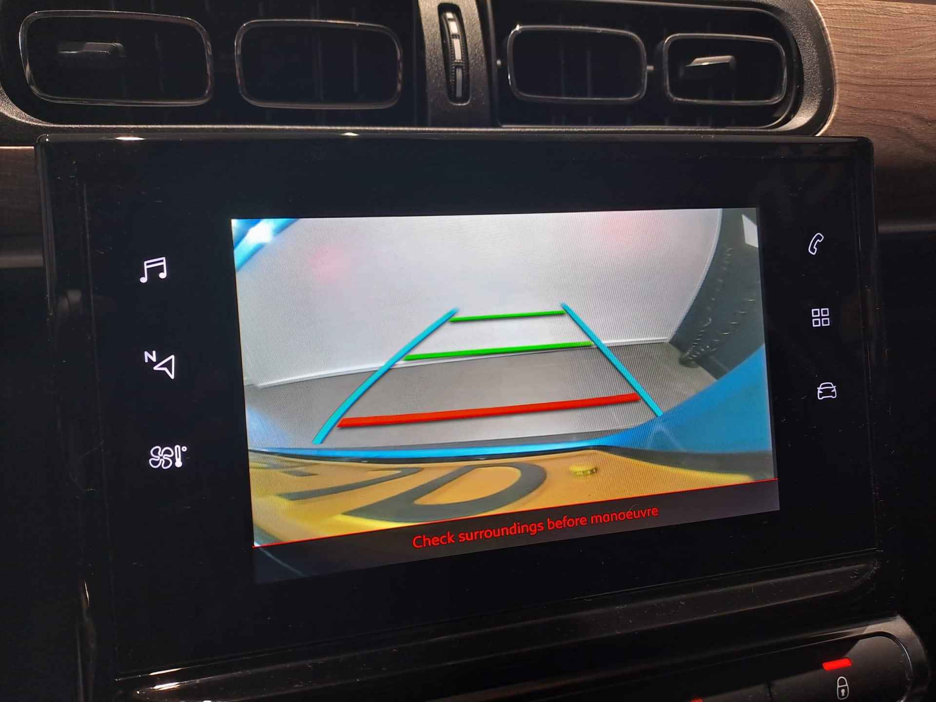 Citroen C3 1.2 PureTech Feel Edition | Camera | Navigatie | Unieke kleur! - 13/22