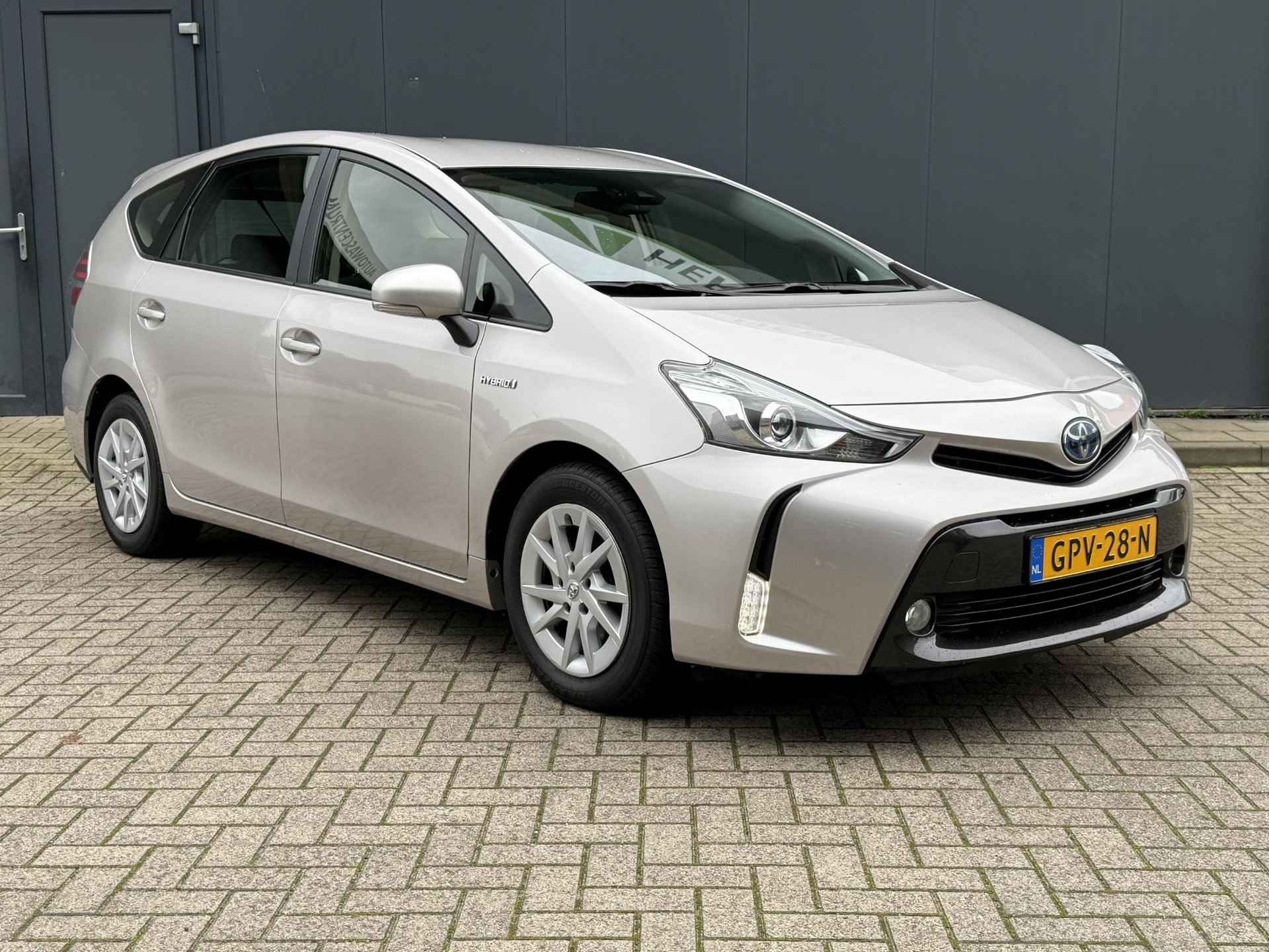 Toyota Prius+ Wagon 1.8 Active Hybride 7 Persoons Automaat / 7p / Trekhaak / Navigatie / Achteruitrijcamera / Cruise Control / Climate Control / - 17/43