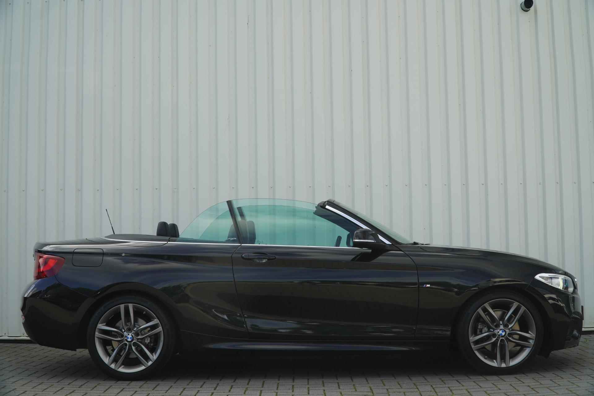 BMW 2-serie Cabrio 220i 184pk AUT M Sport | Leder | Navigatie | Stoelverwarming - 3/47