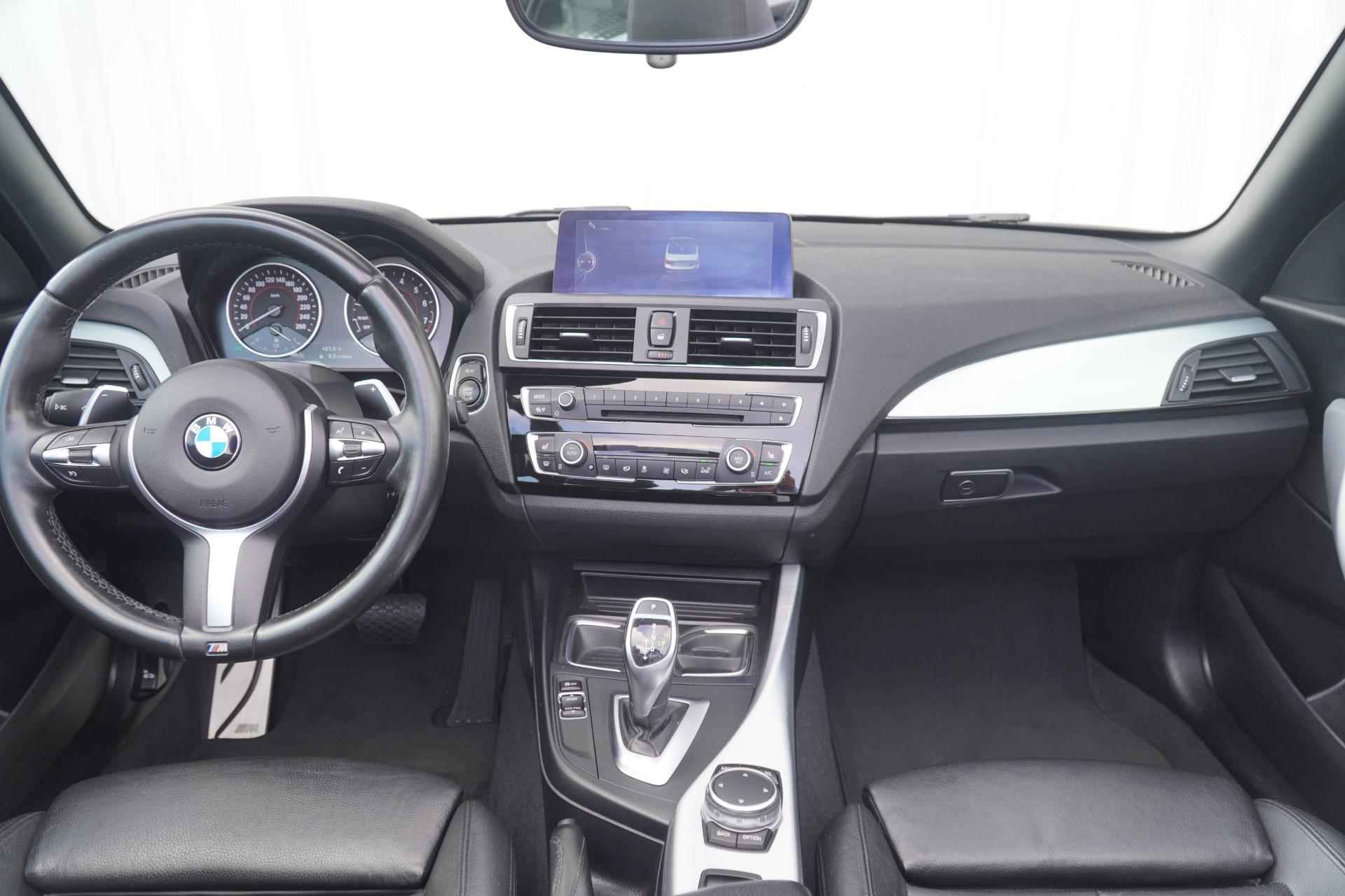 BMW 2-serie Cabrio 220i 184pk AUT M Sport | Leder | Navigatie | Stoelverwarming - 5/47