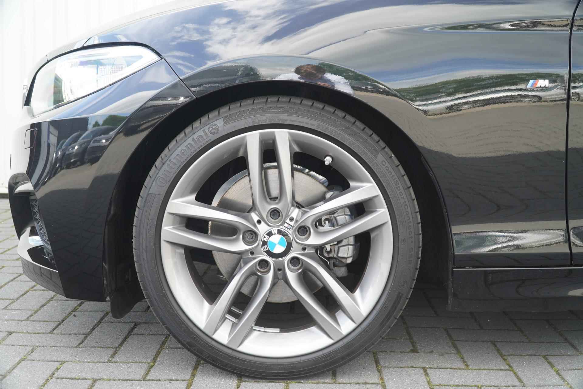 BMW 2-serie Cabrio 220i 184pk AUT M Sport | Leder | Navigatie | Stoelverwarming - 13/47